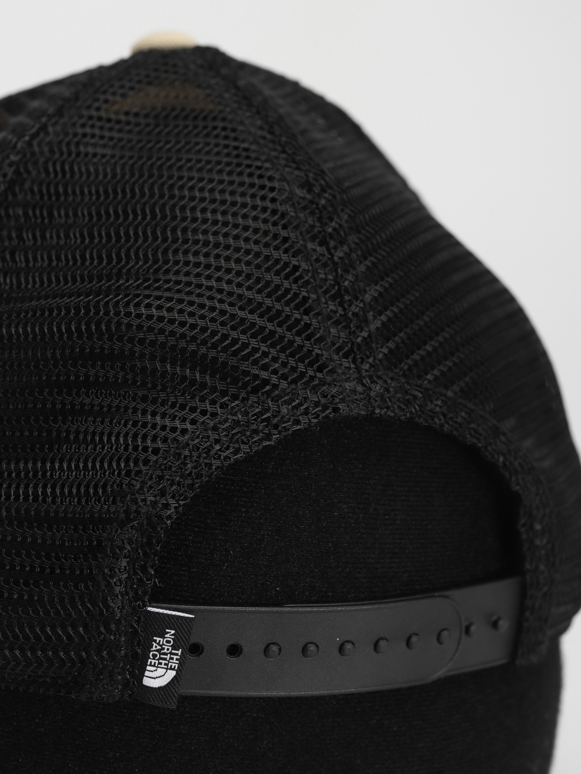 Šiltovka The North Face Mudder Trucker (gravel)