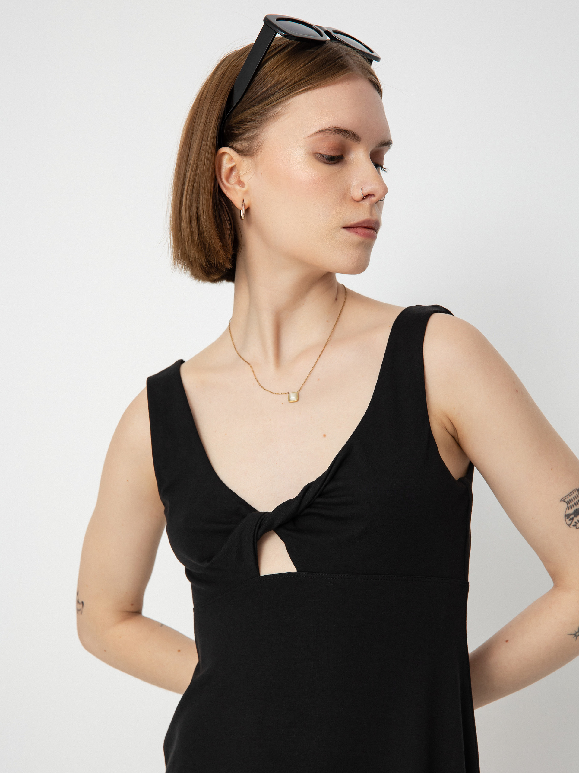 Šaty  Volcom Desert Bunnie Wmn (black)