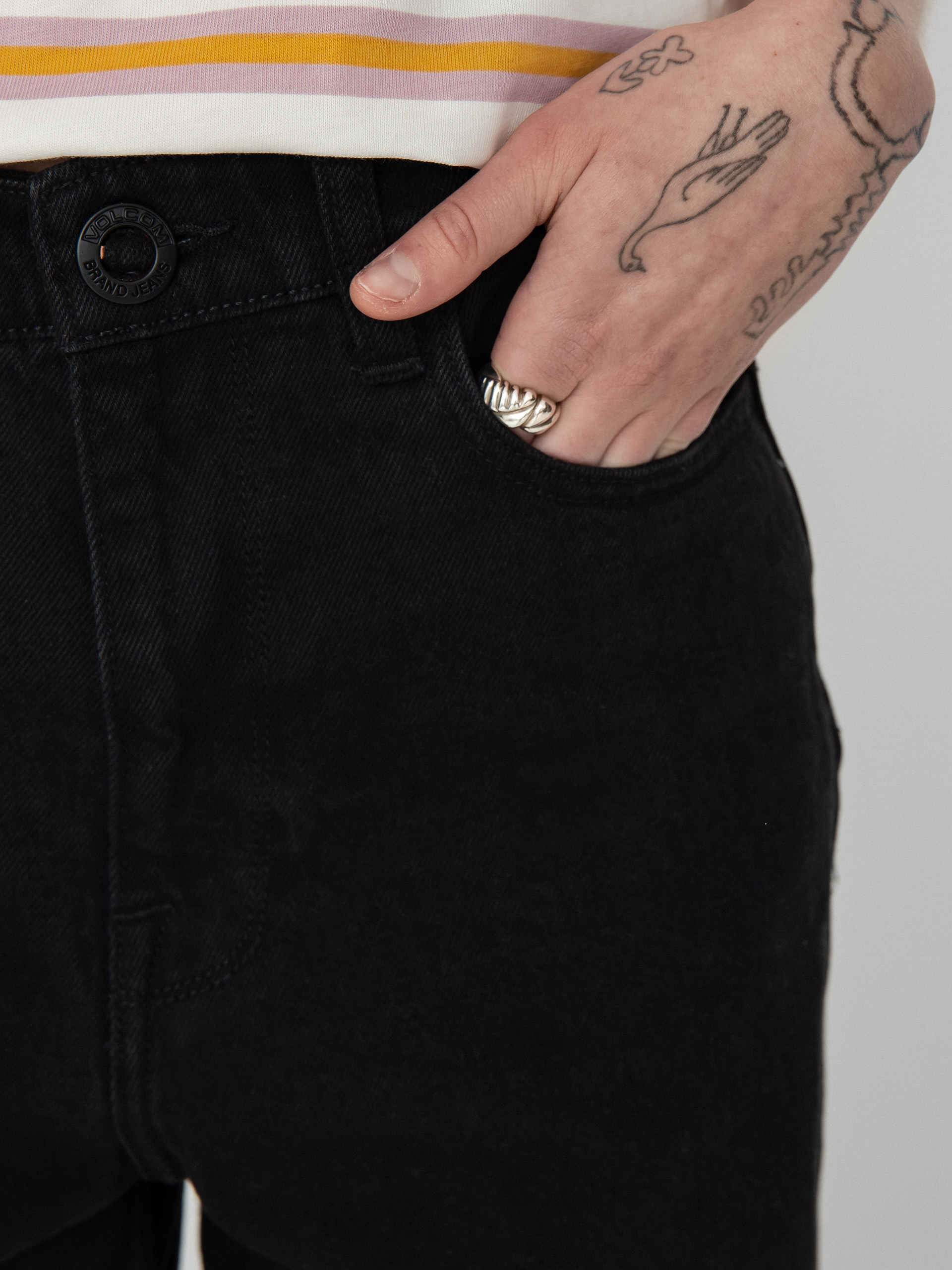 Nohavice Volcom Weellow Denim Wmn (black)