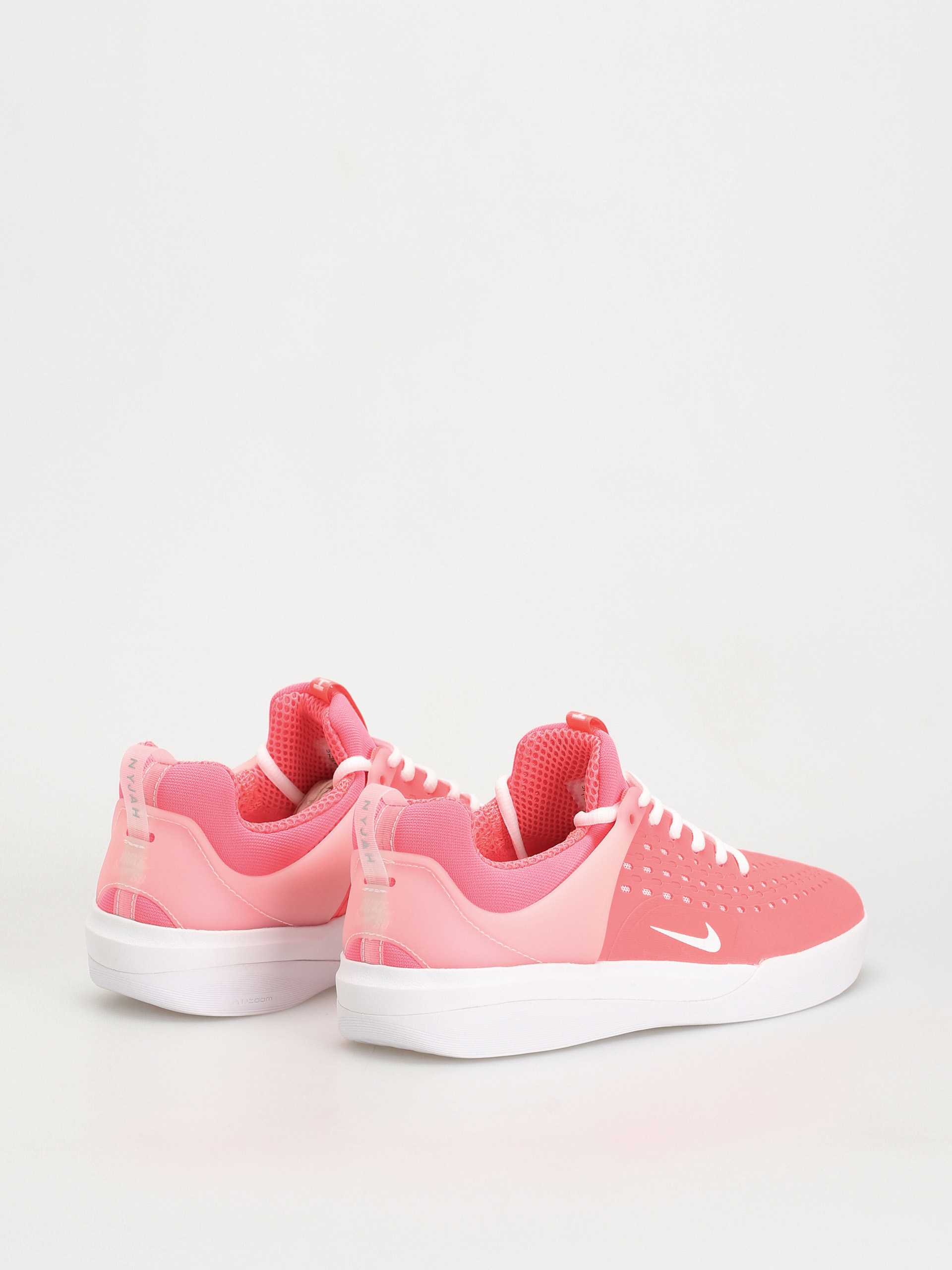 Topánky Nike SB Zoom Nyjah 3 (hot punch/white hot punch hot punch)