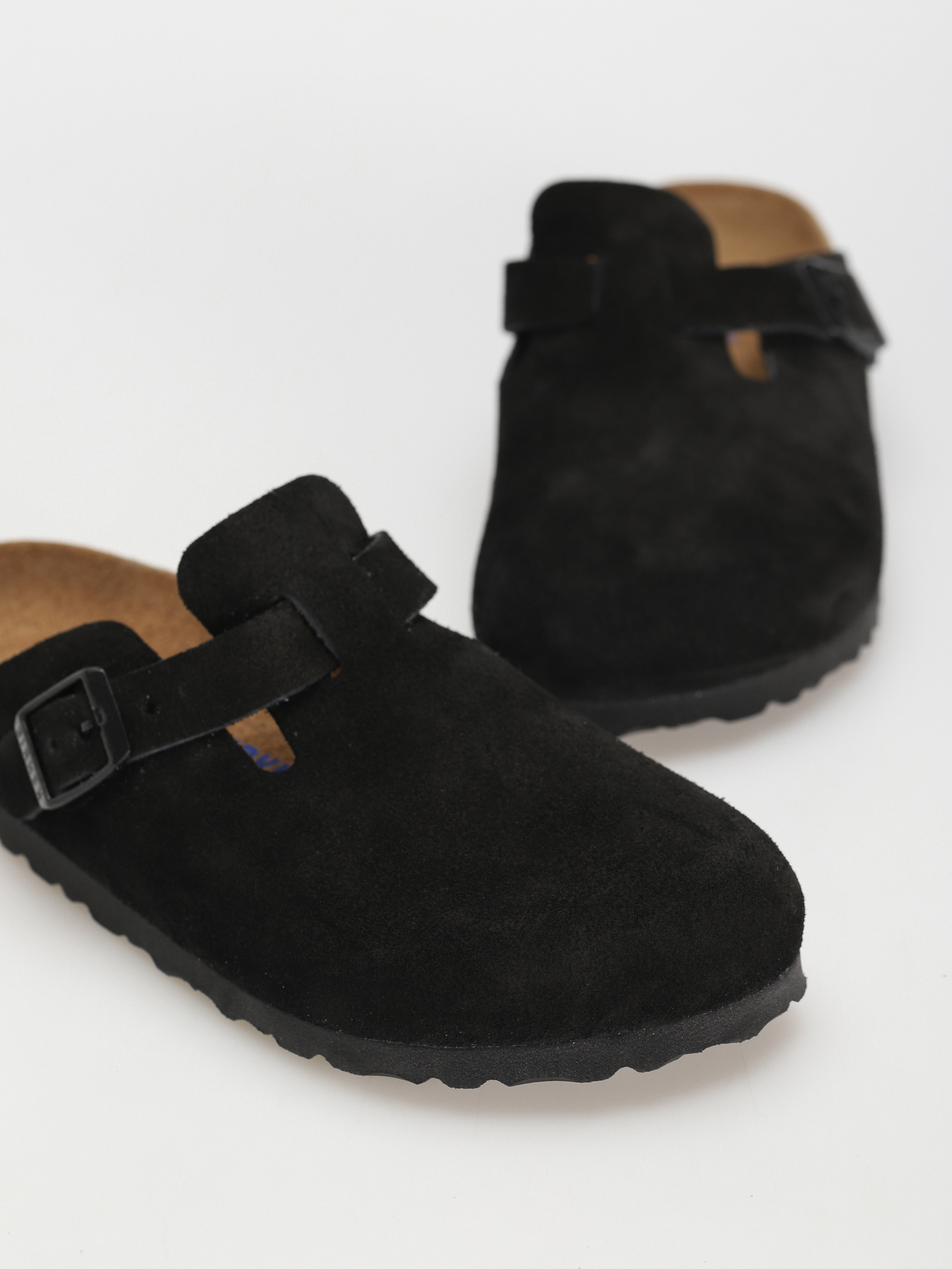 Šľapky Birkenstock Boston SFB Suede Narrow Wmn (black)