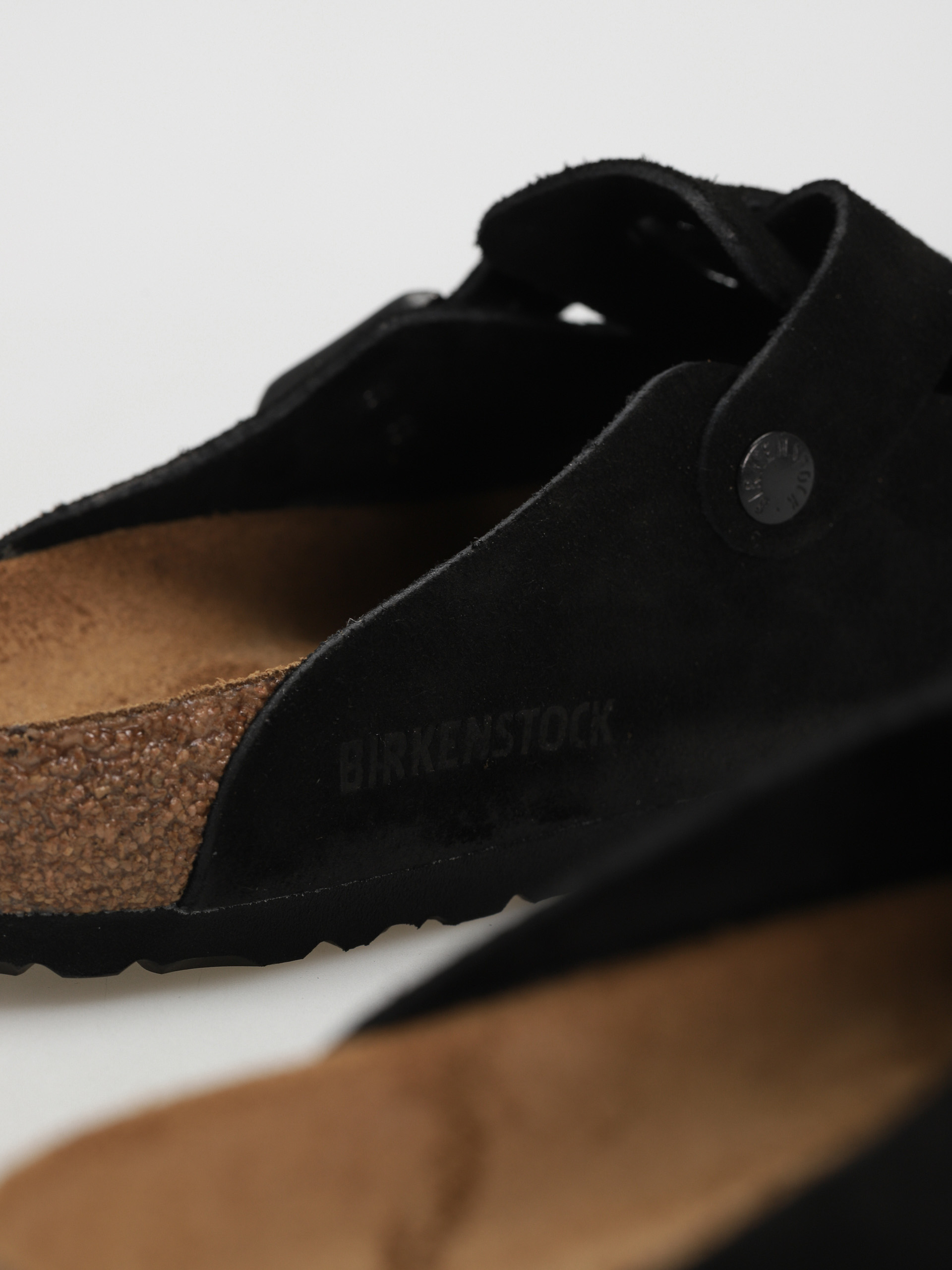 Šľapky Birkenstock Boston Suede Regular (black)