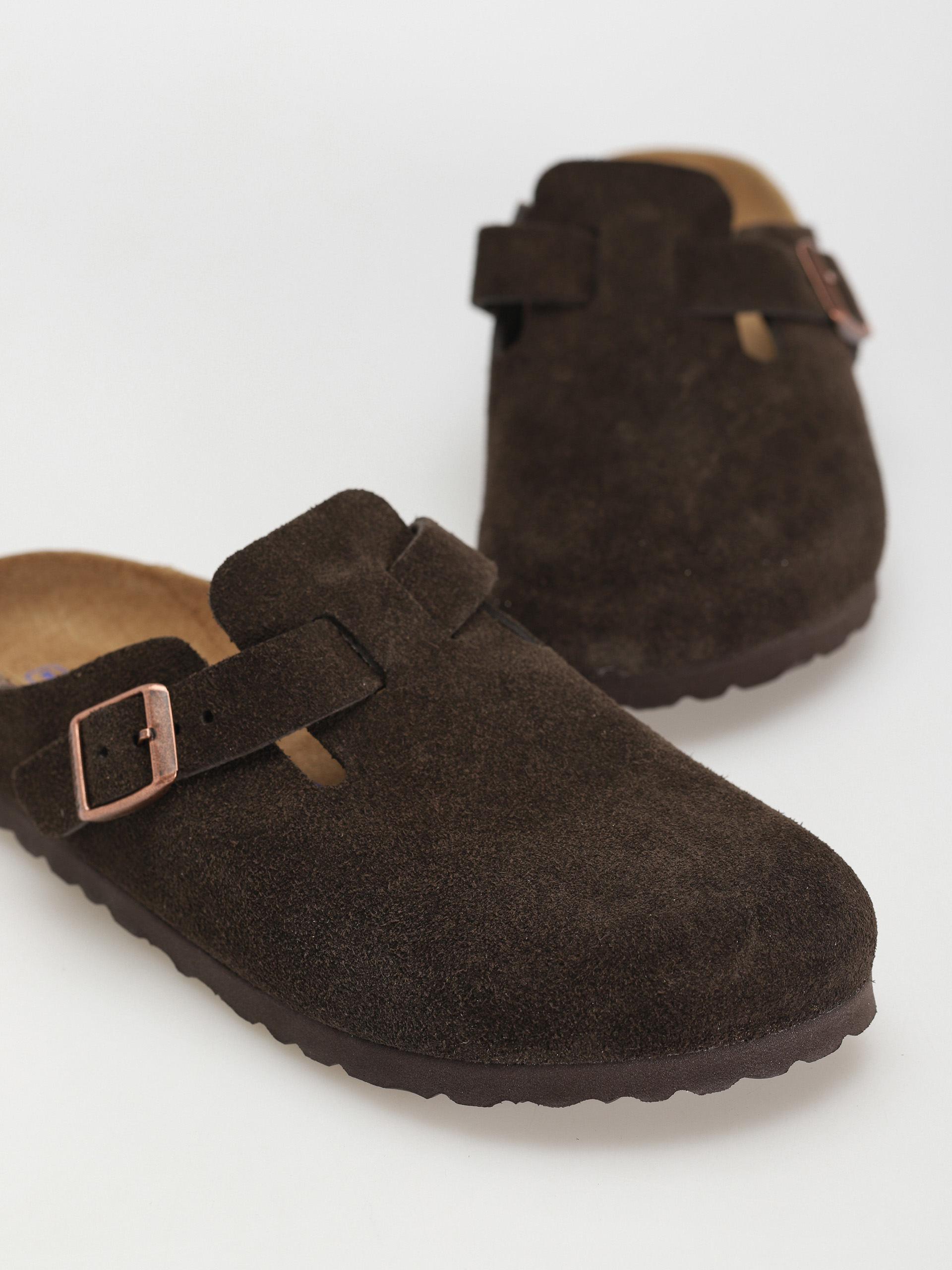 Šľapky Birkenstock Boston SFB Suede Narrow Wmn (mocha)