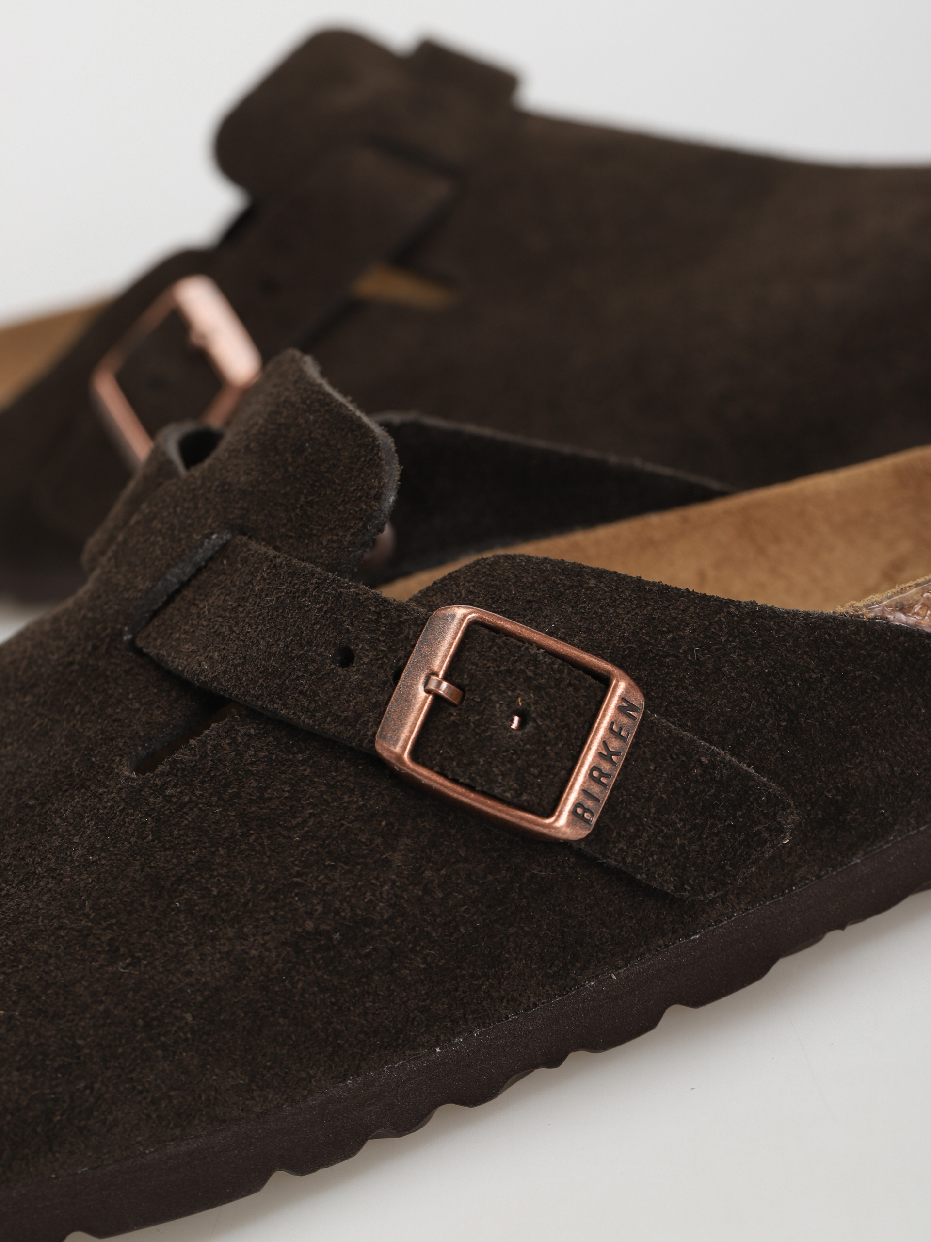 Šľapky Birkenstock Boston SFB Suede Narrow Wmn (mocha)