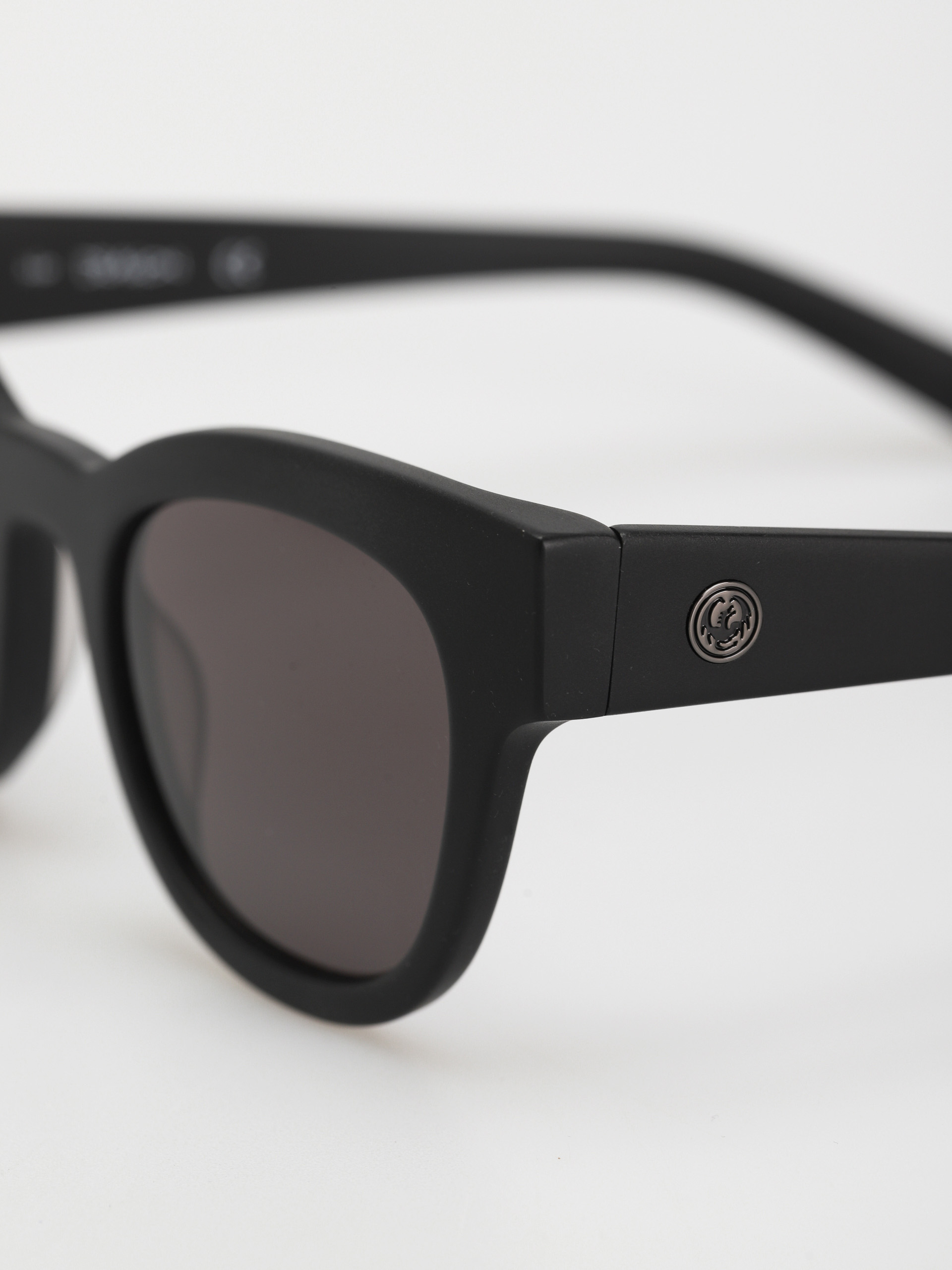 Slnečné okuliare Dragon Jett Wmn (matte black/lumalens smoke)