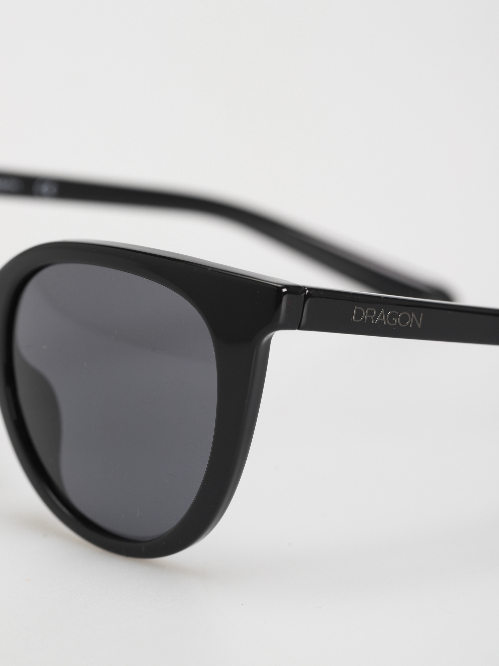 Slnečné okuliare Dragon Juniper Wmn (black/smoke)