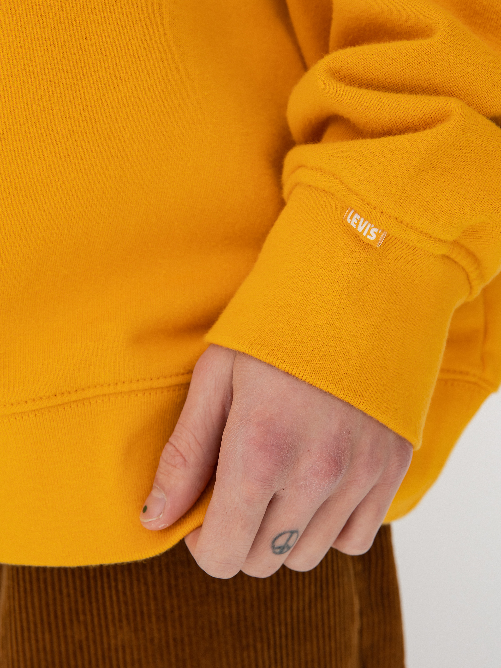 Mikina Levi's® Gold Tab (golden orange)