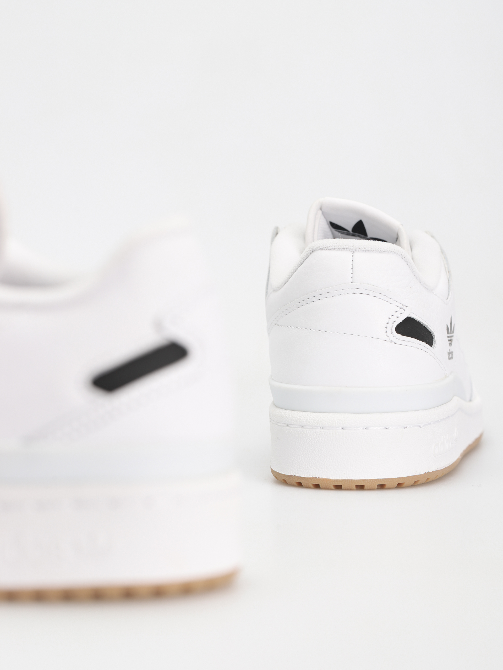 Topánky adidas Forum 84 Low Adv (ftwwht/cblack/ftwwht)