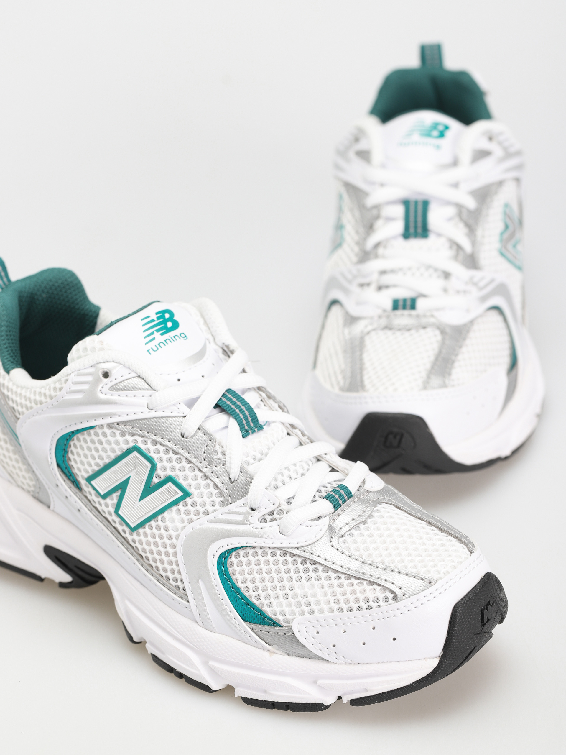 Topánky New Balance 530 (white/silver metalic/turquoise)
