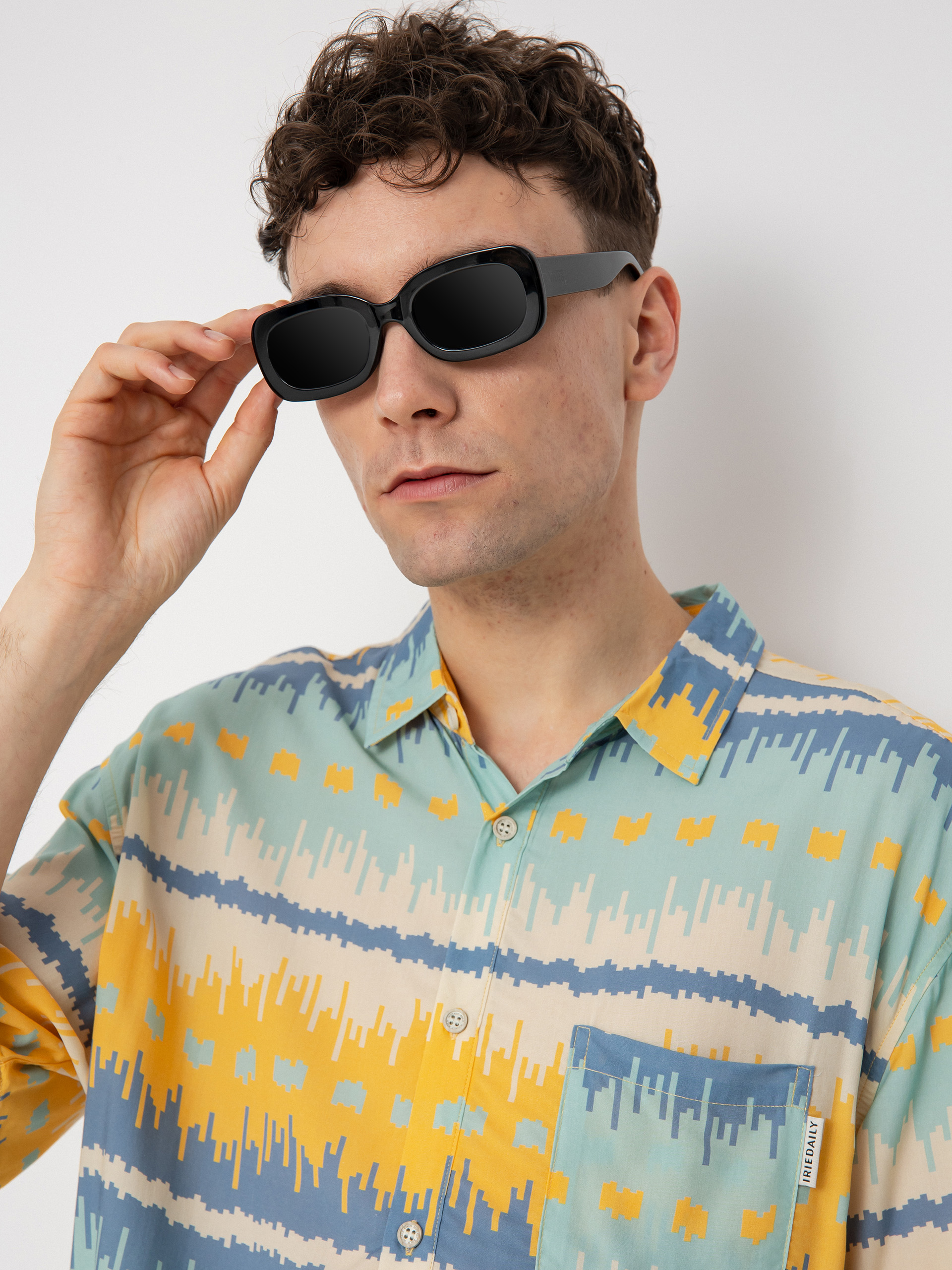 Košeľa Iriedaily Resort (juicy)