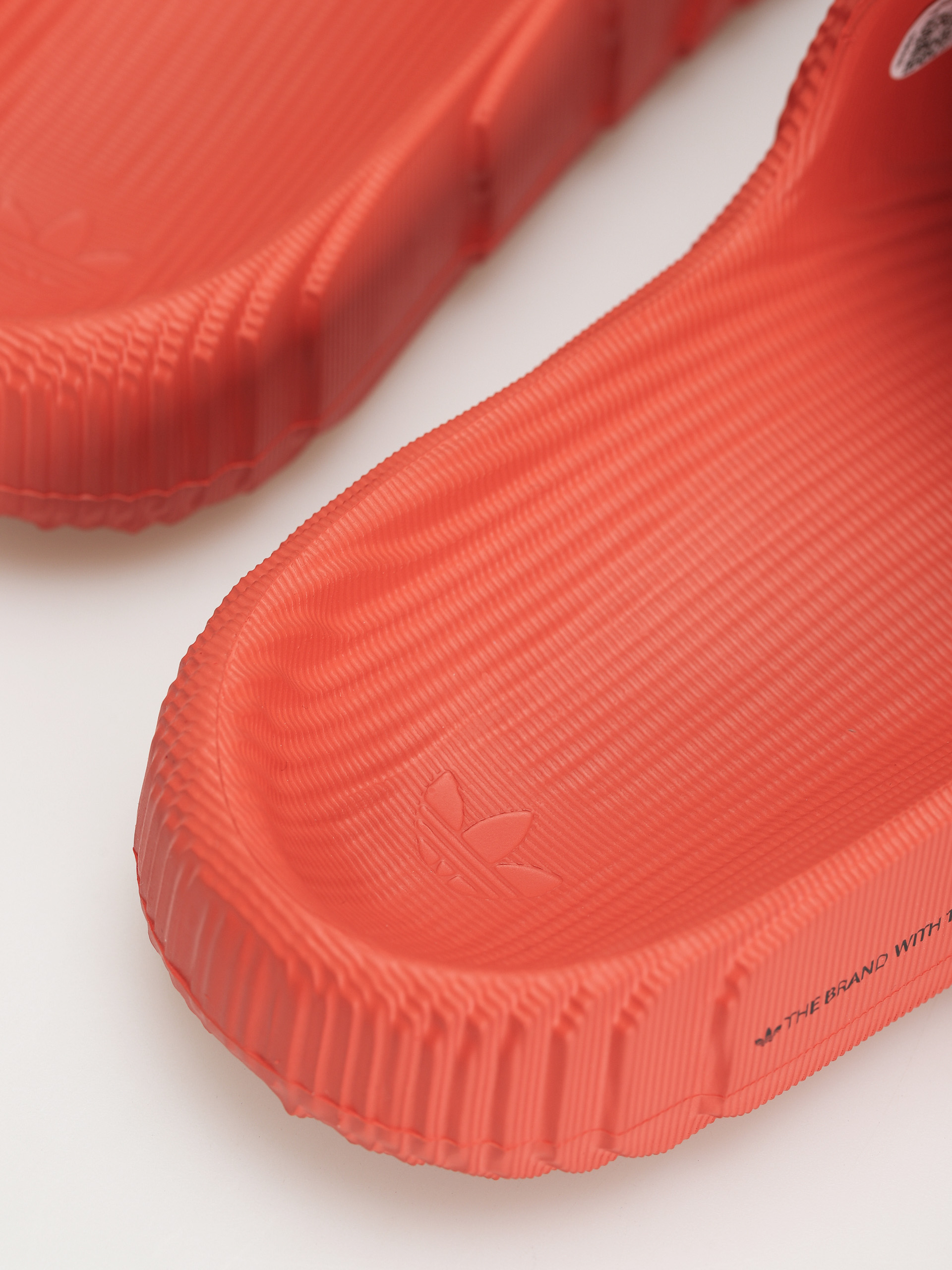 Šľapky adidas Originals Adilette 22 (prered/prered/cblack)