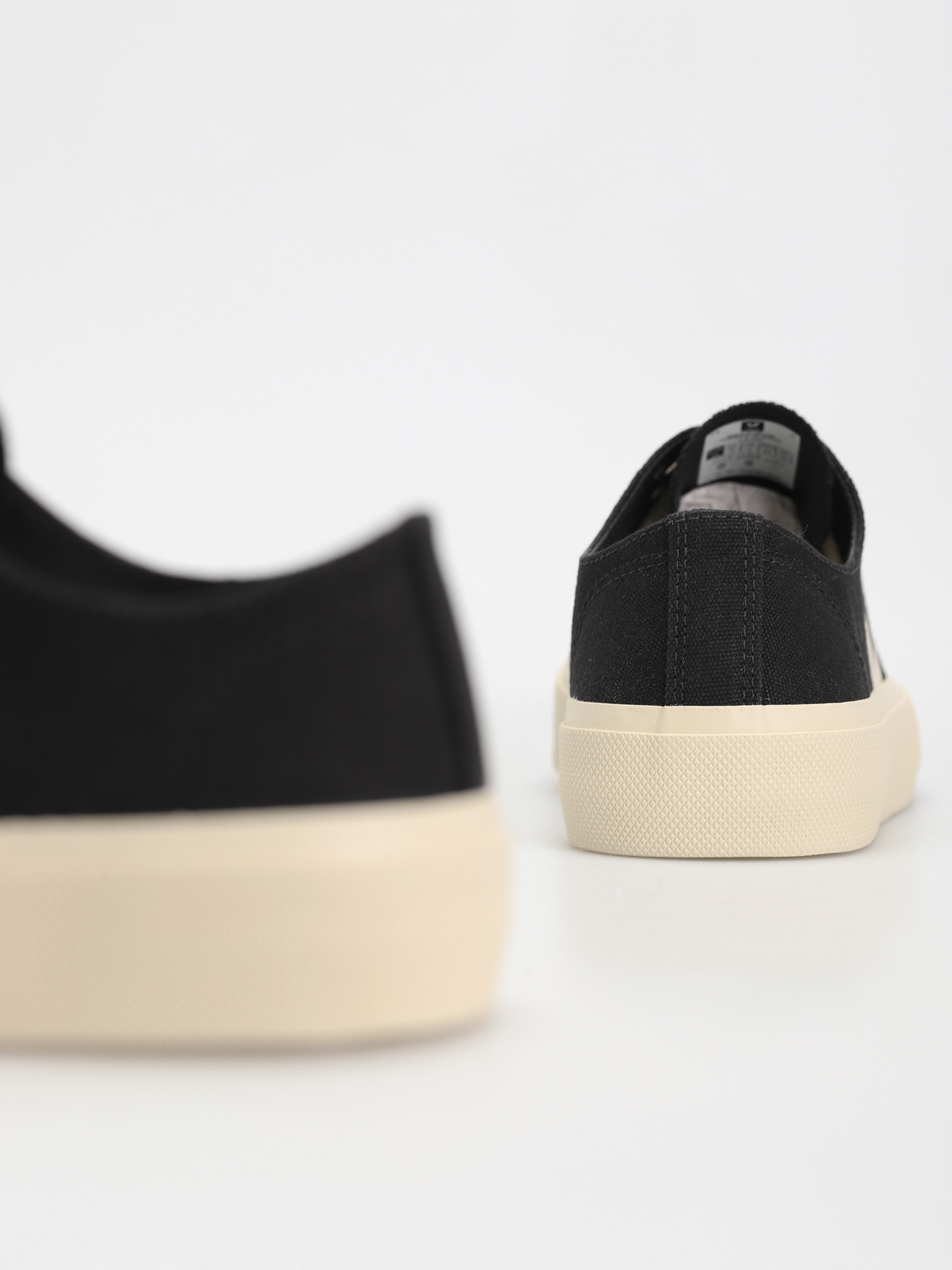 Topánky Veja Wata II Low Wmn (black pierre)
