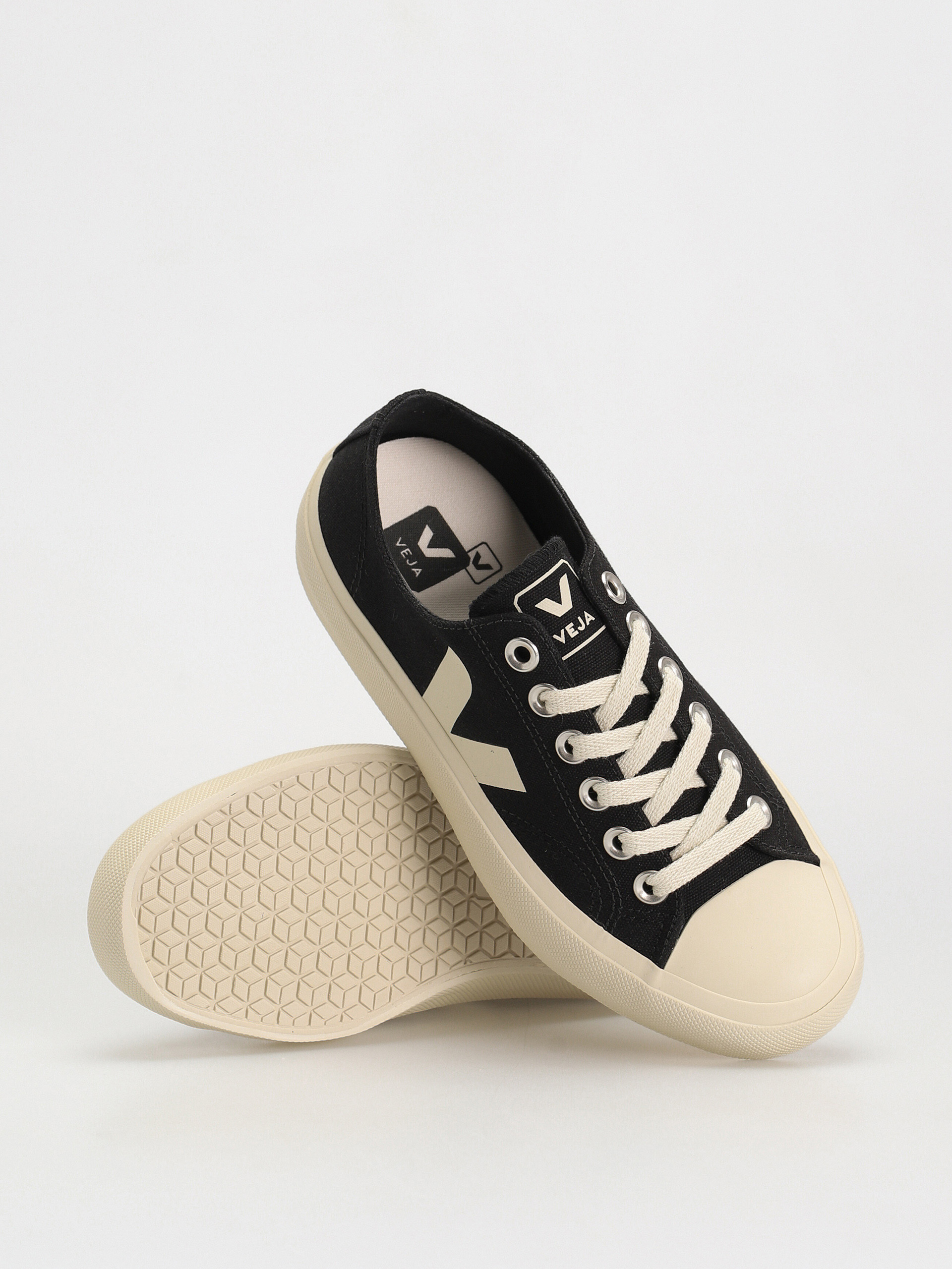 Topánky Veja Wata II Low Wmn (black pierre)