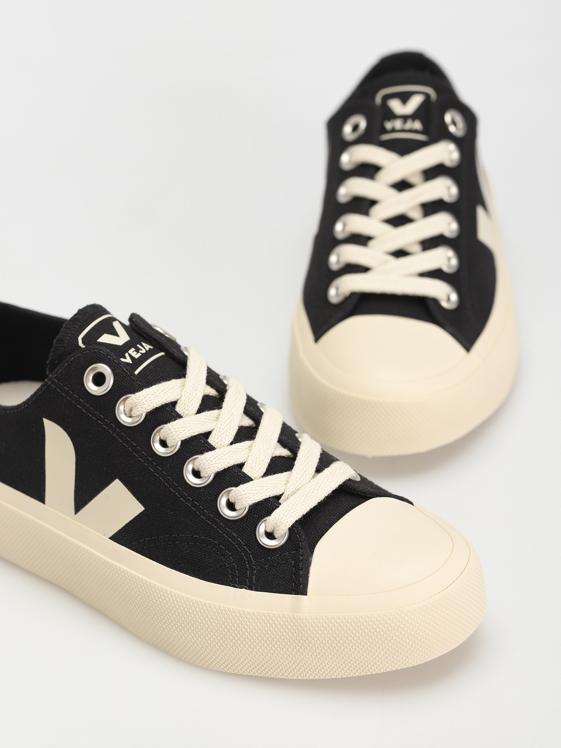Topánky Veja Wata II Low Wmn (black pierre)