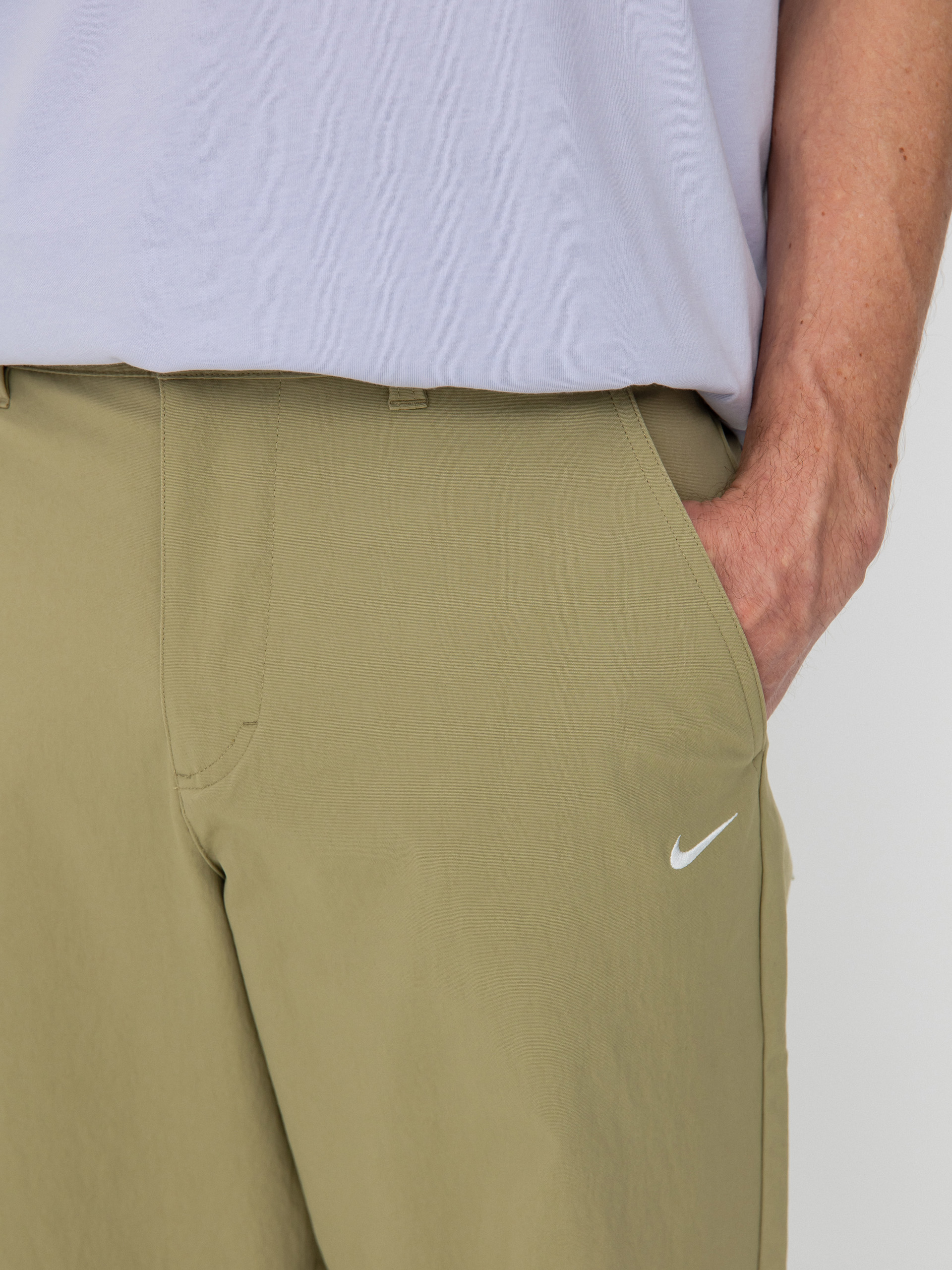 Nohavice Nike SB El Chino (neutral olive/white)