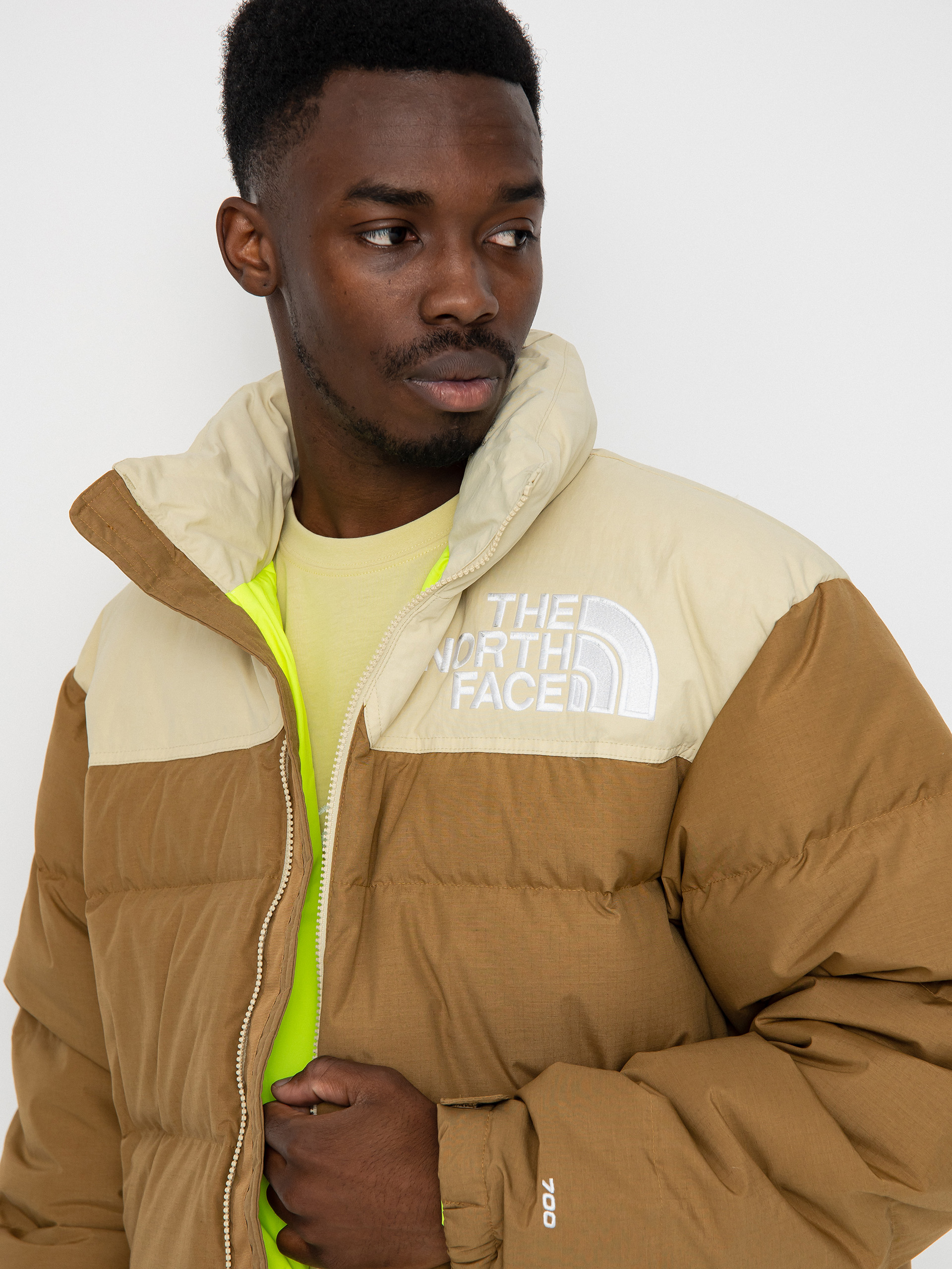 Bunda The North Face 92 Low-Fi Hi-Tek Nuptse (utility brown/gravel)