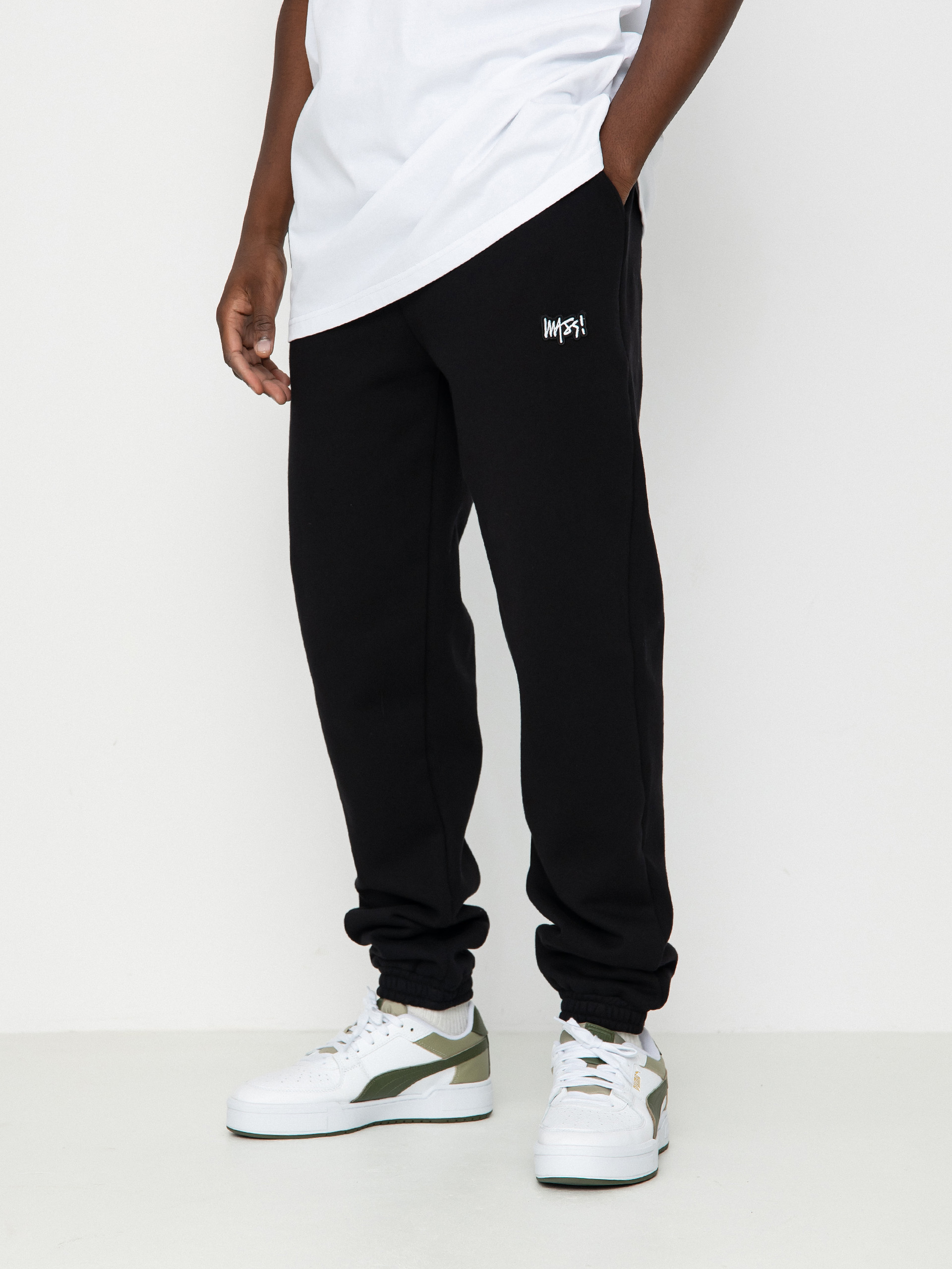 Nohavice MassDnm Signature Patch Sweatpants (black)