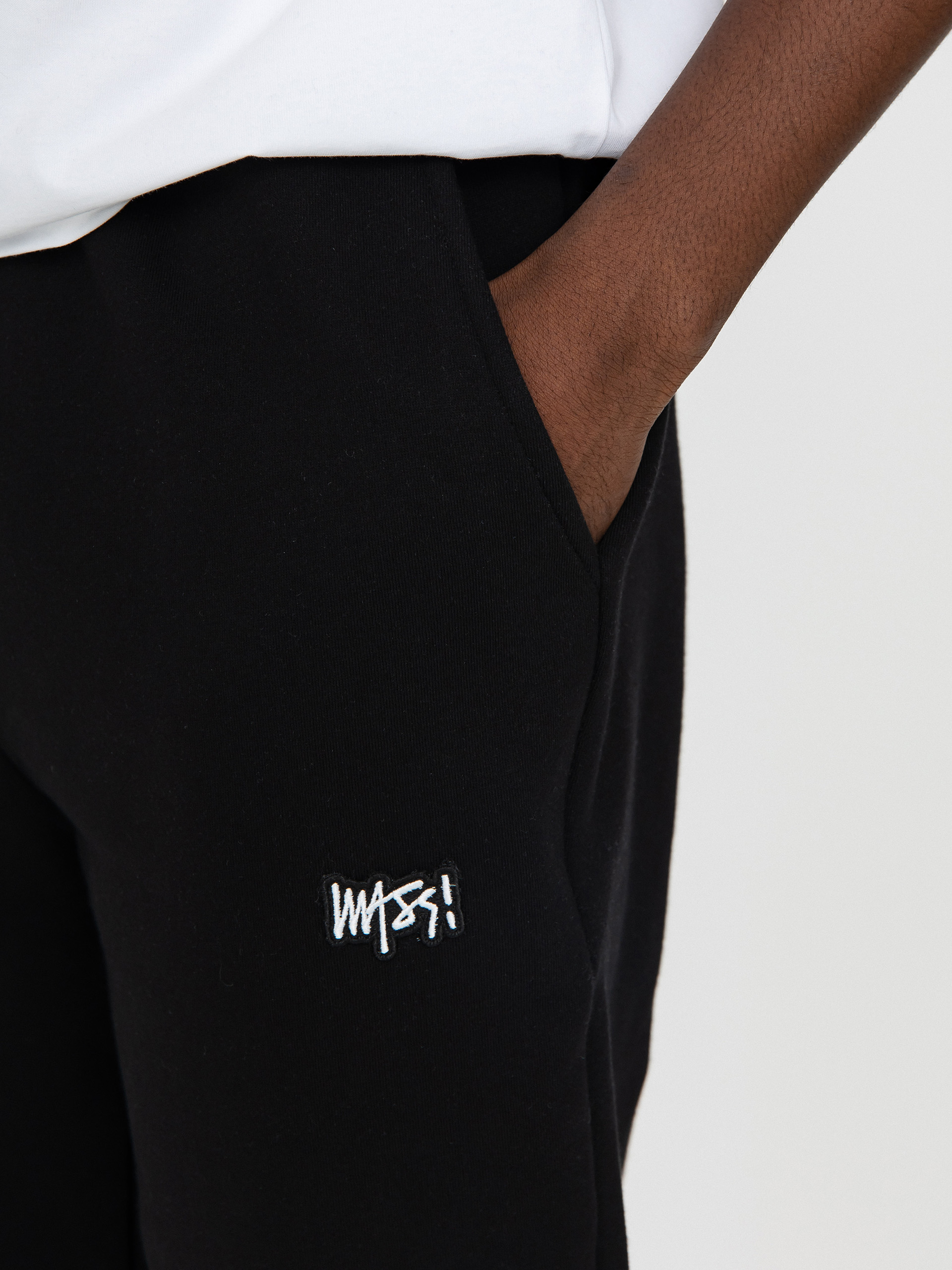 Nohavice MassDnm Signature Patch Sweatpants (black)