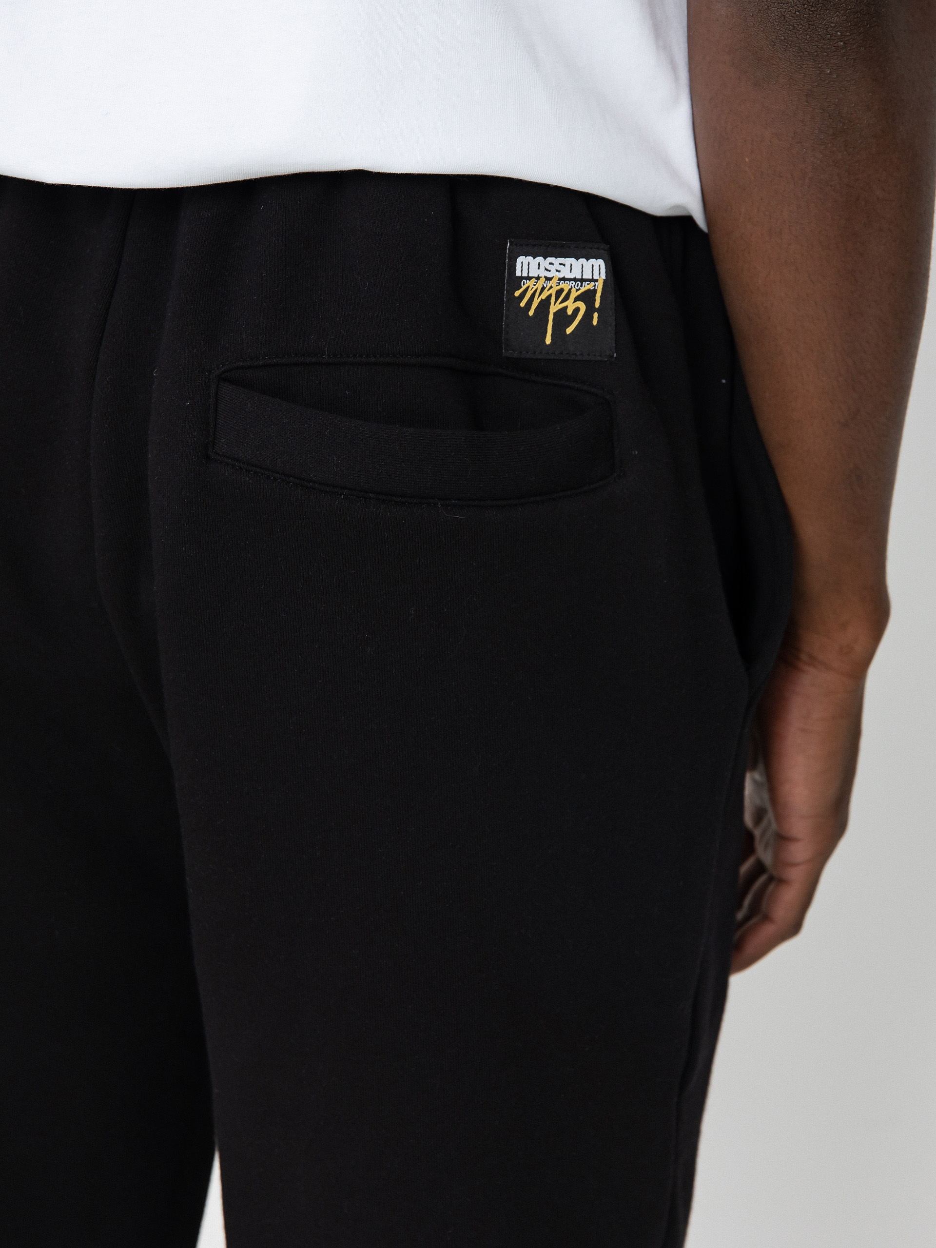 Nohavice MassDnm Signature Patch Sweatpants (black)