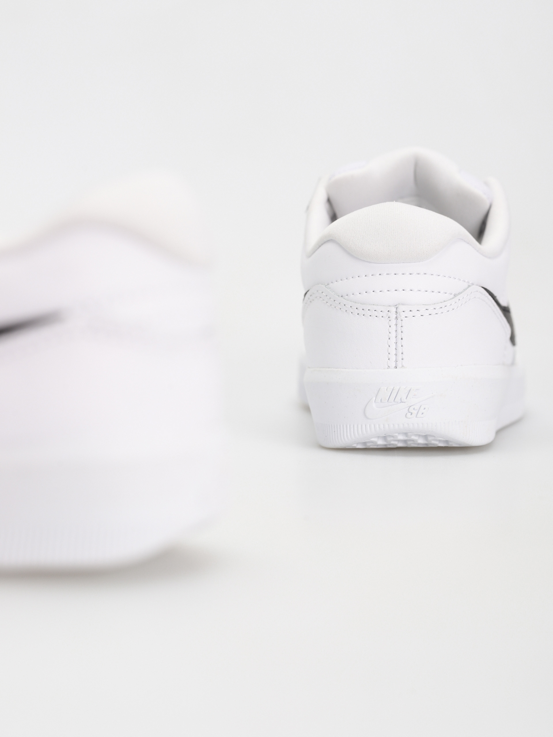 Topánky Nike SB Force 58 Premium (white/black white white)