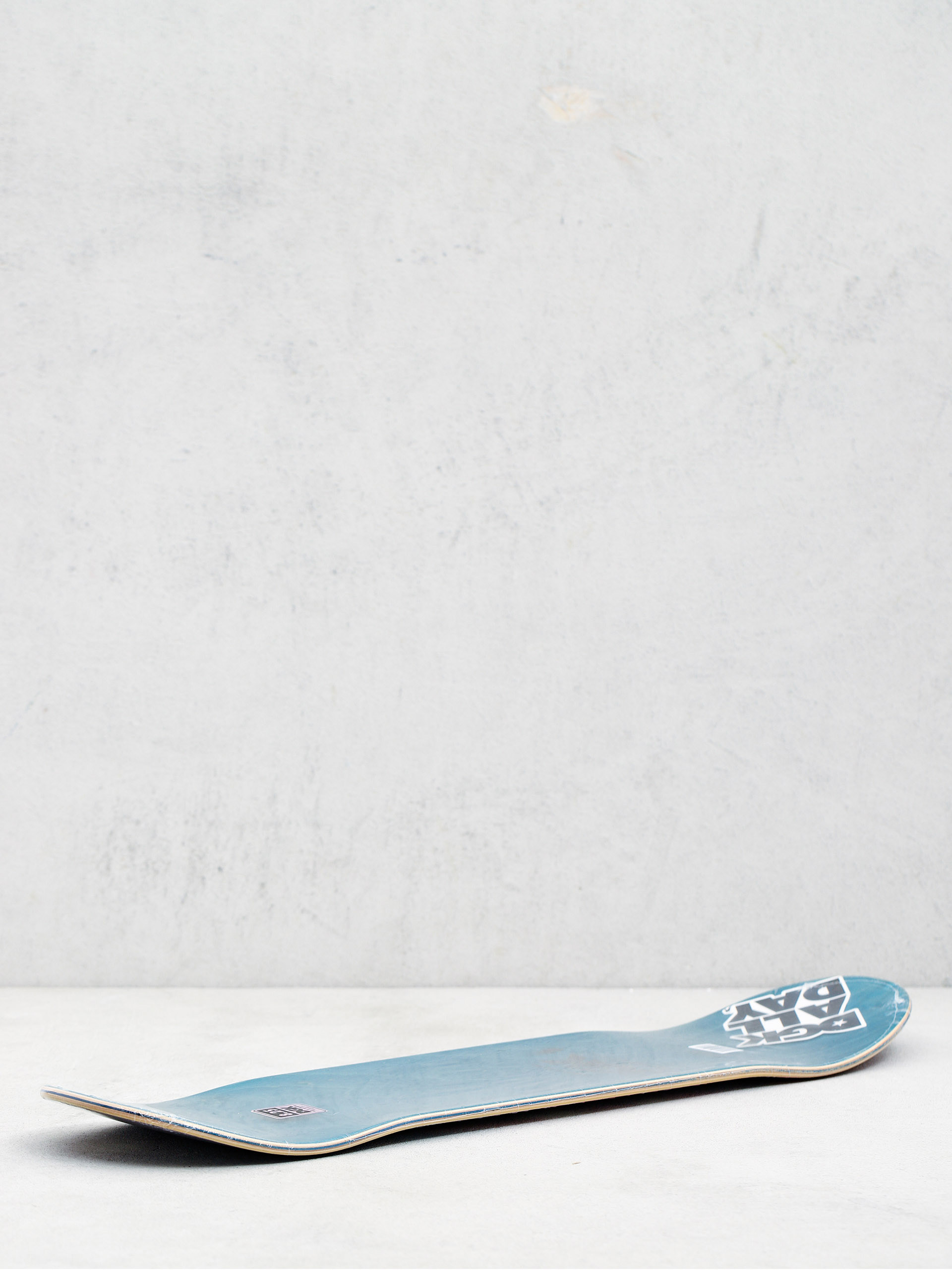 Doska DGK Money Talks (assorted)