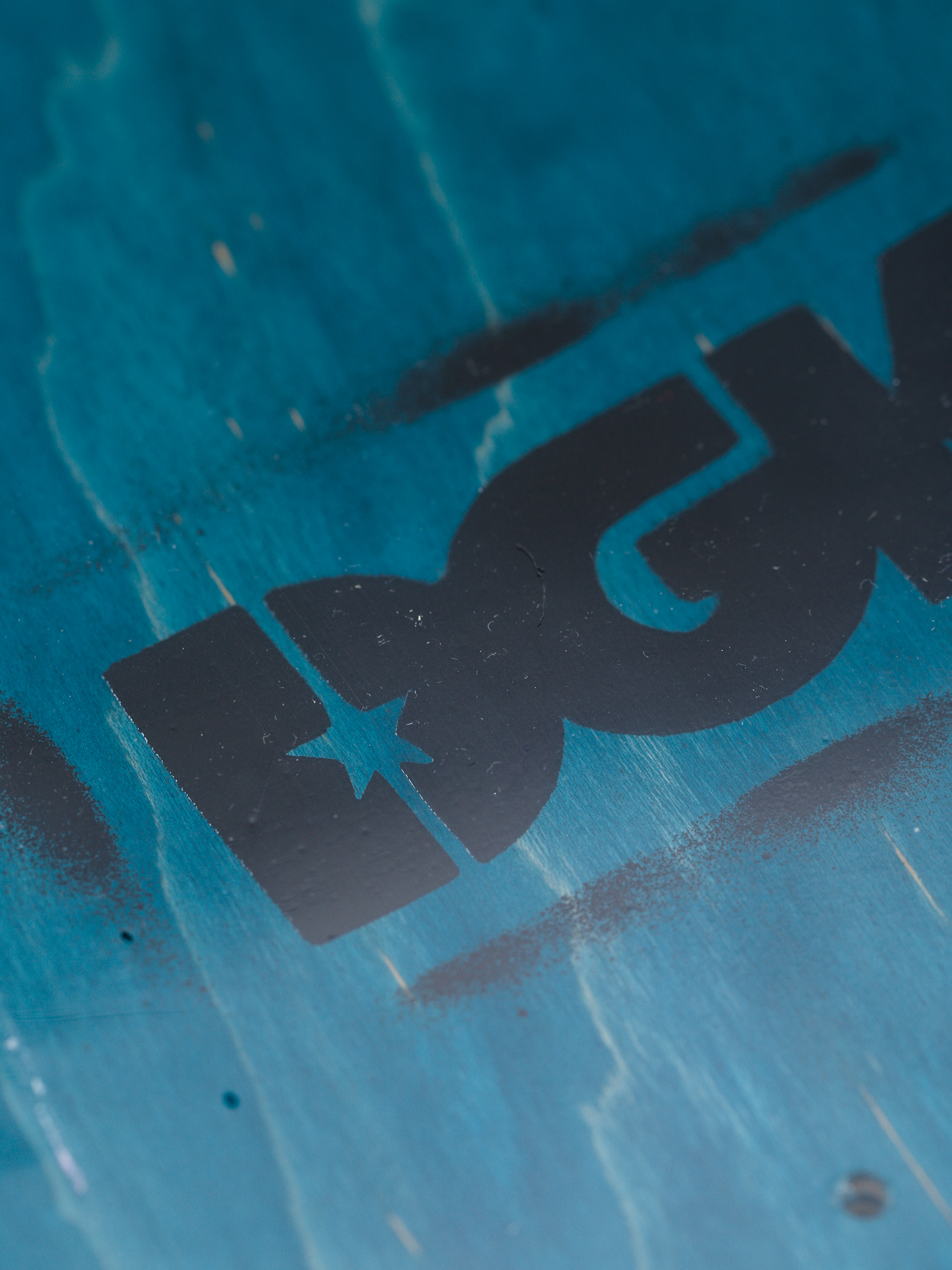 Doska DGK Money Talks (assorted)