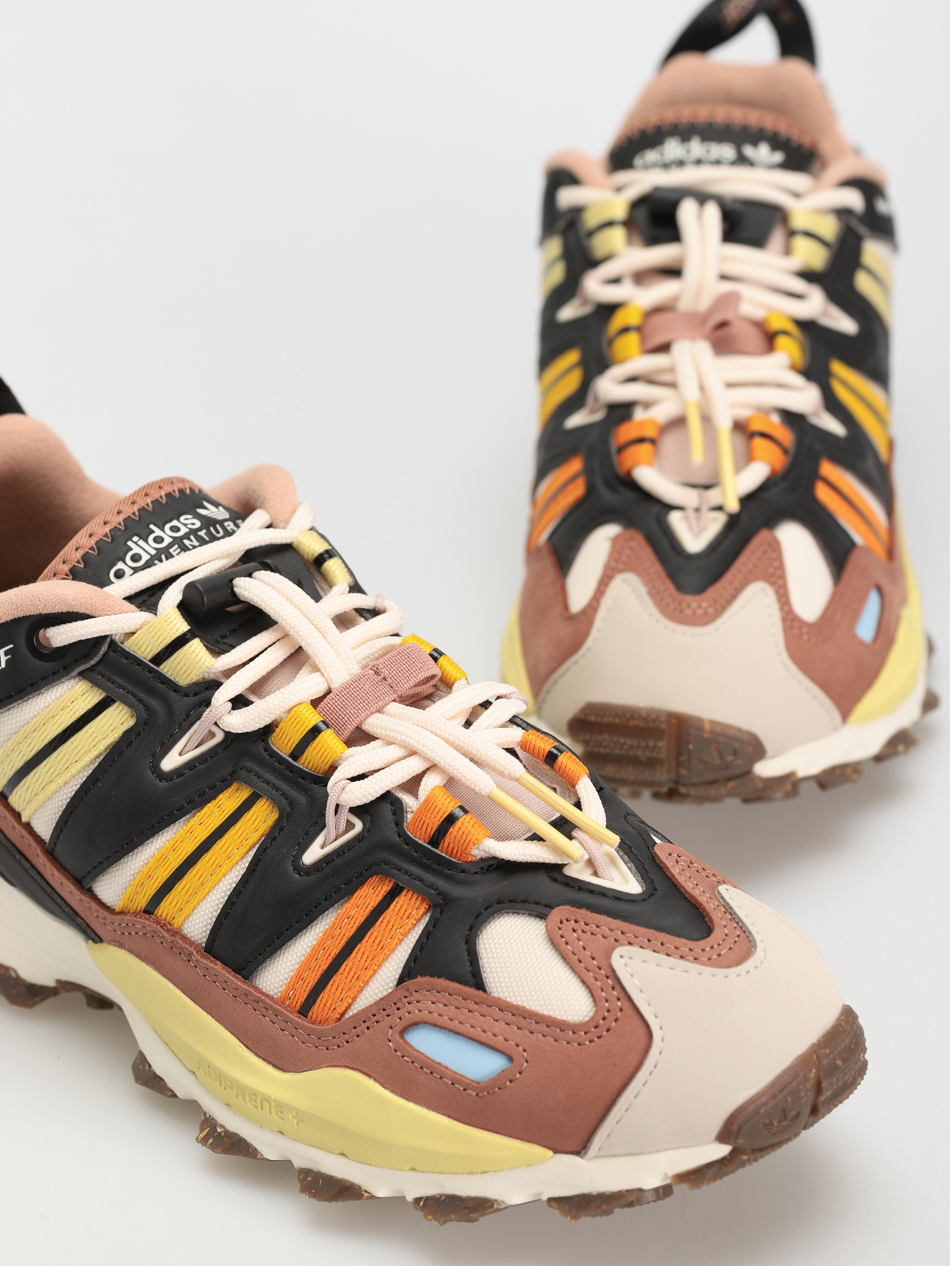 Topánky adidas Originals Hyperturf (cblack/wonwhi/clastr)