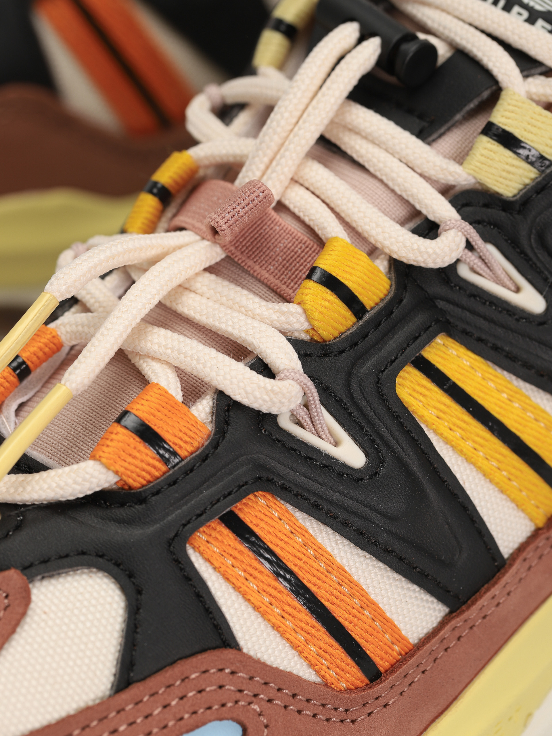 Topánky adidas Originals Hyperturf (cblack/wonwhi/clastr)