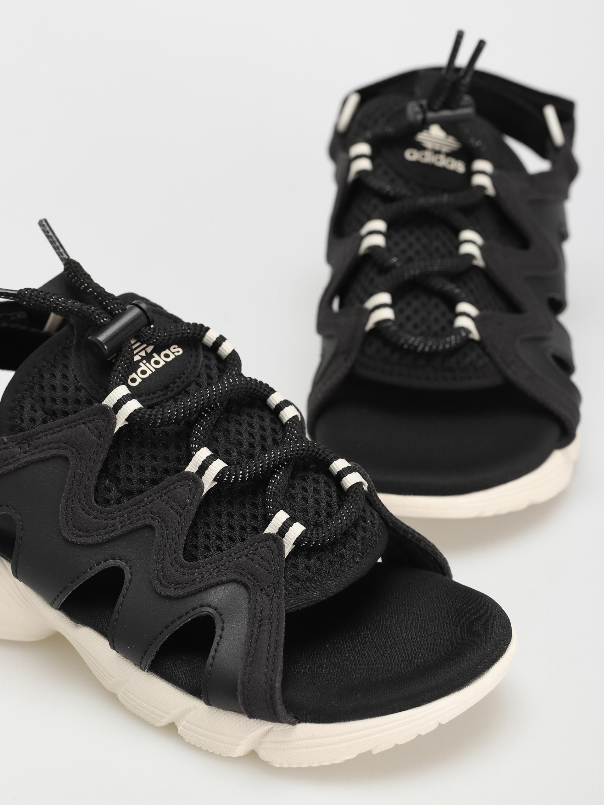 Sandale adidas Originals Astir Sndl Wmn (cblack/owhite/owhite)