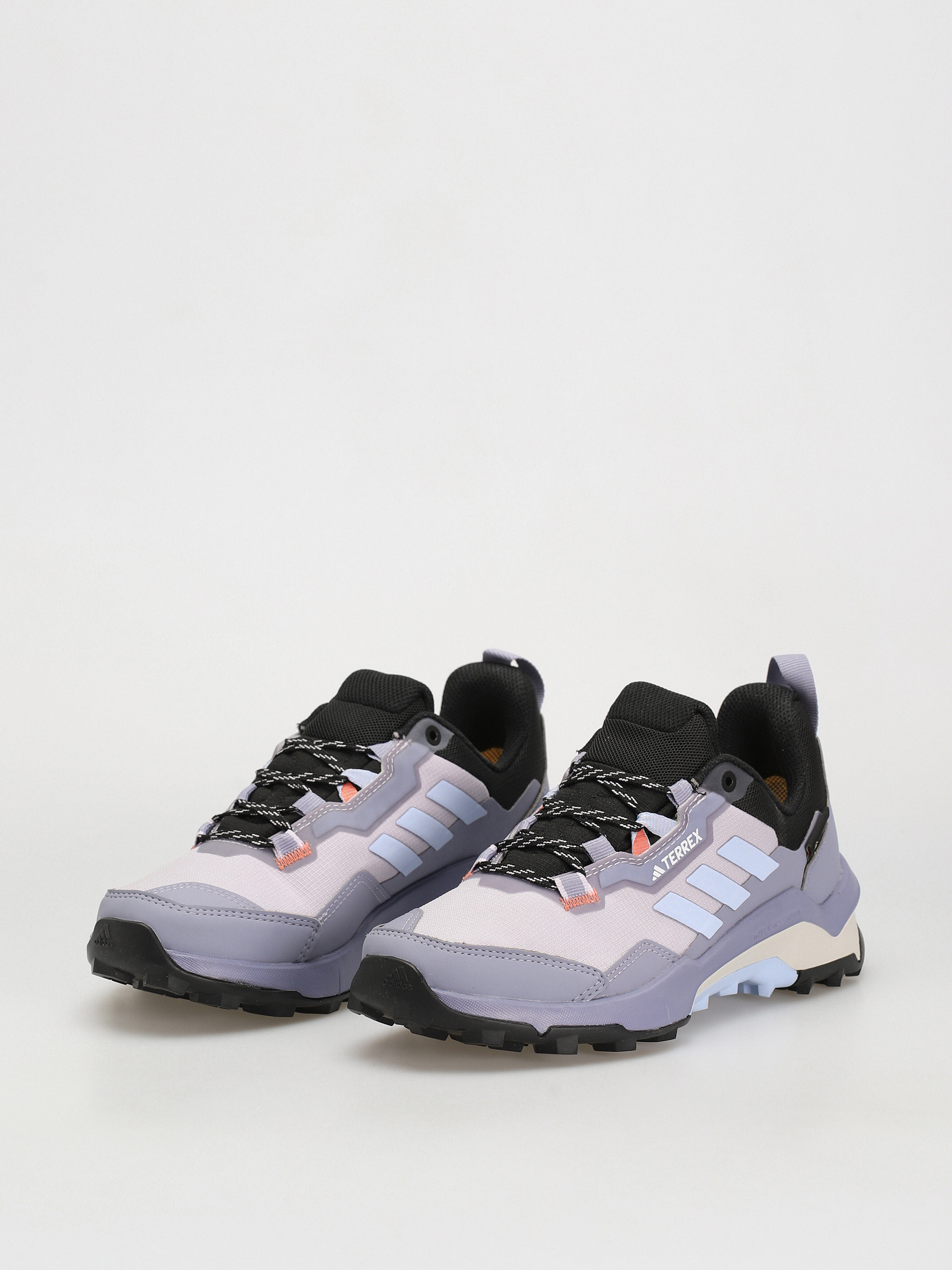 Topánky adidas Terrex Ax4 Gtx W Wmn (silvio/bludaw/sogold)