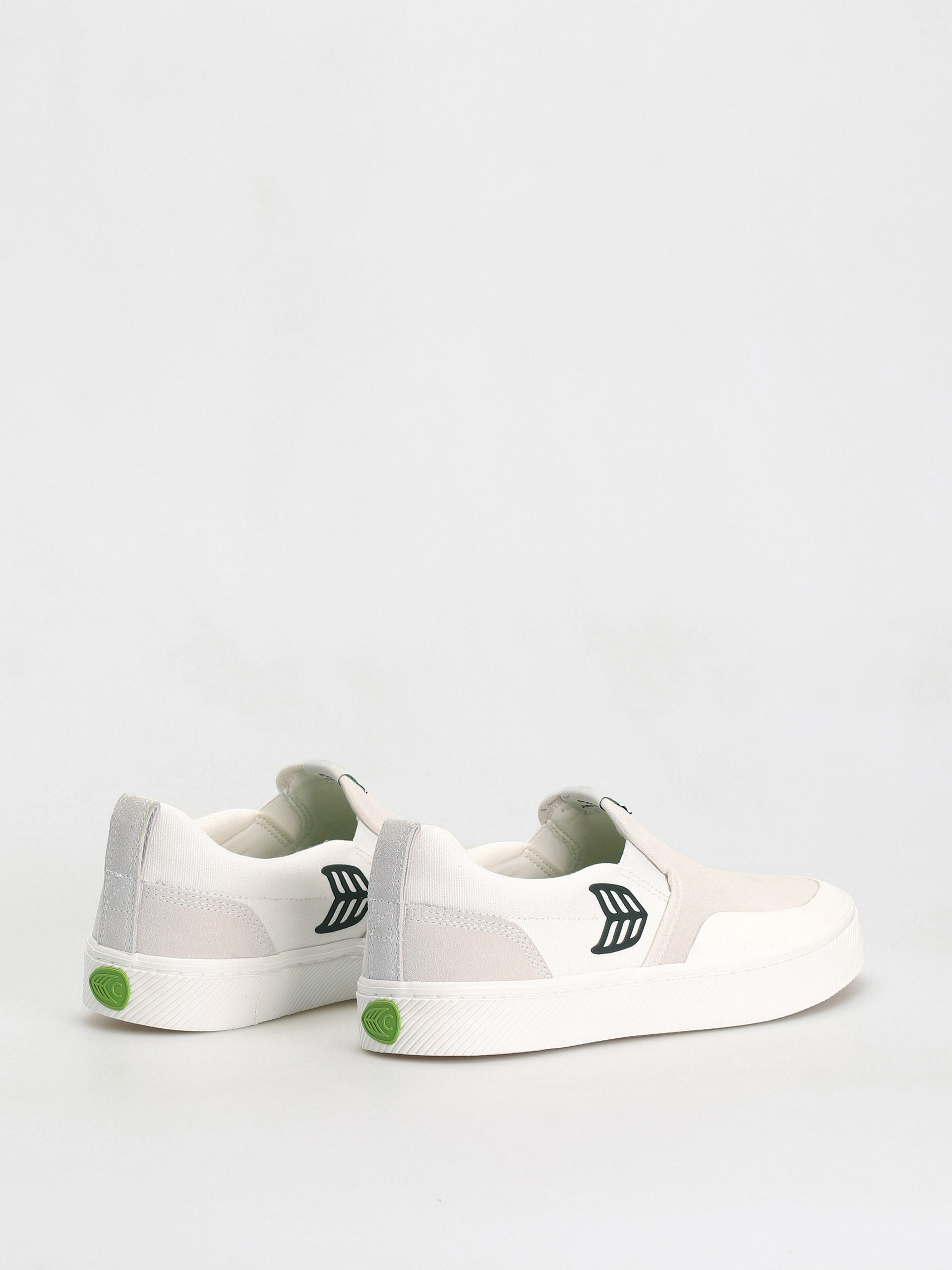 Topánky Cariuma Catiba Pro Slip On (oﬀ white vintage/black)