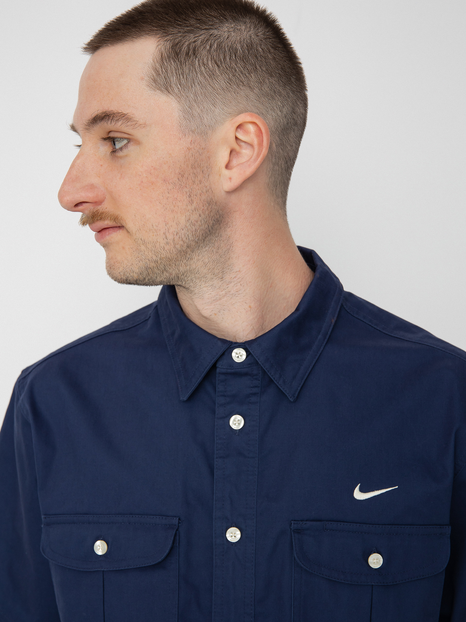 Košeľa Nike SB Tanglin Woven Button Up (midnight navy/coconut milk)