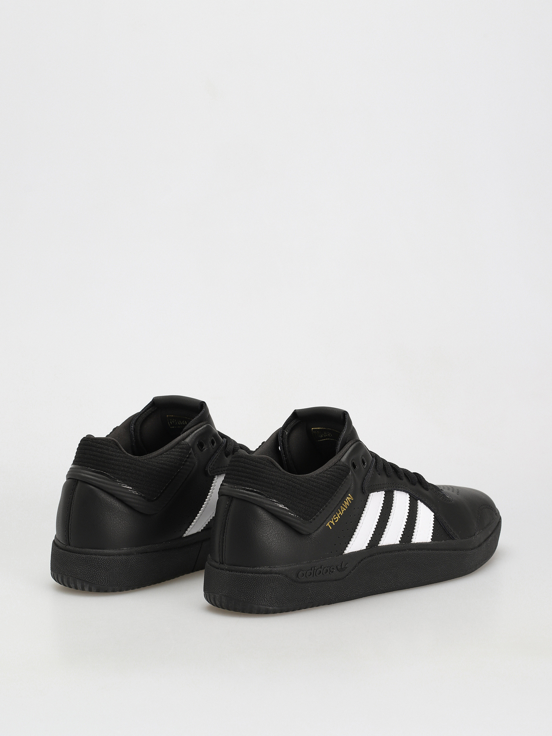 Topánky adidas Tyshawn (cblack/ftwwht/goldmt)