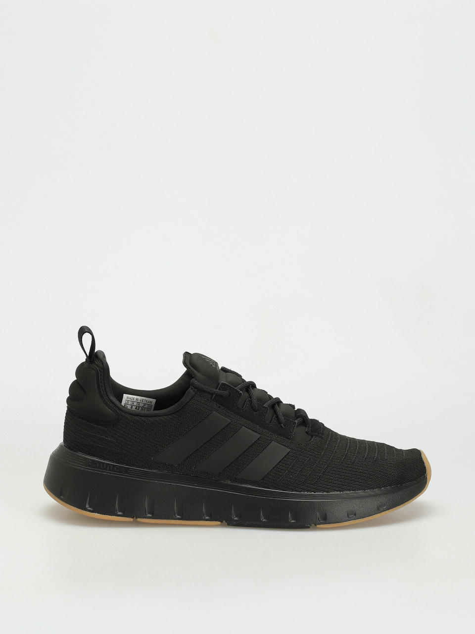 Topánky adidas Originals Swift Run 23 (cblack/cblack/gum3)