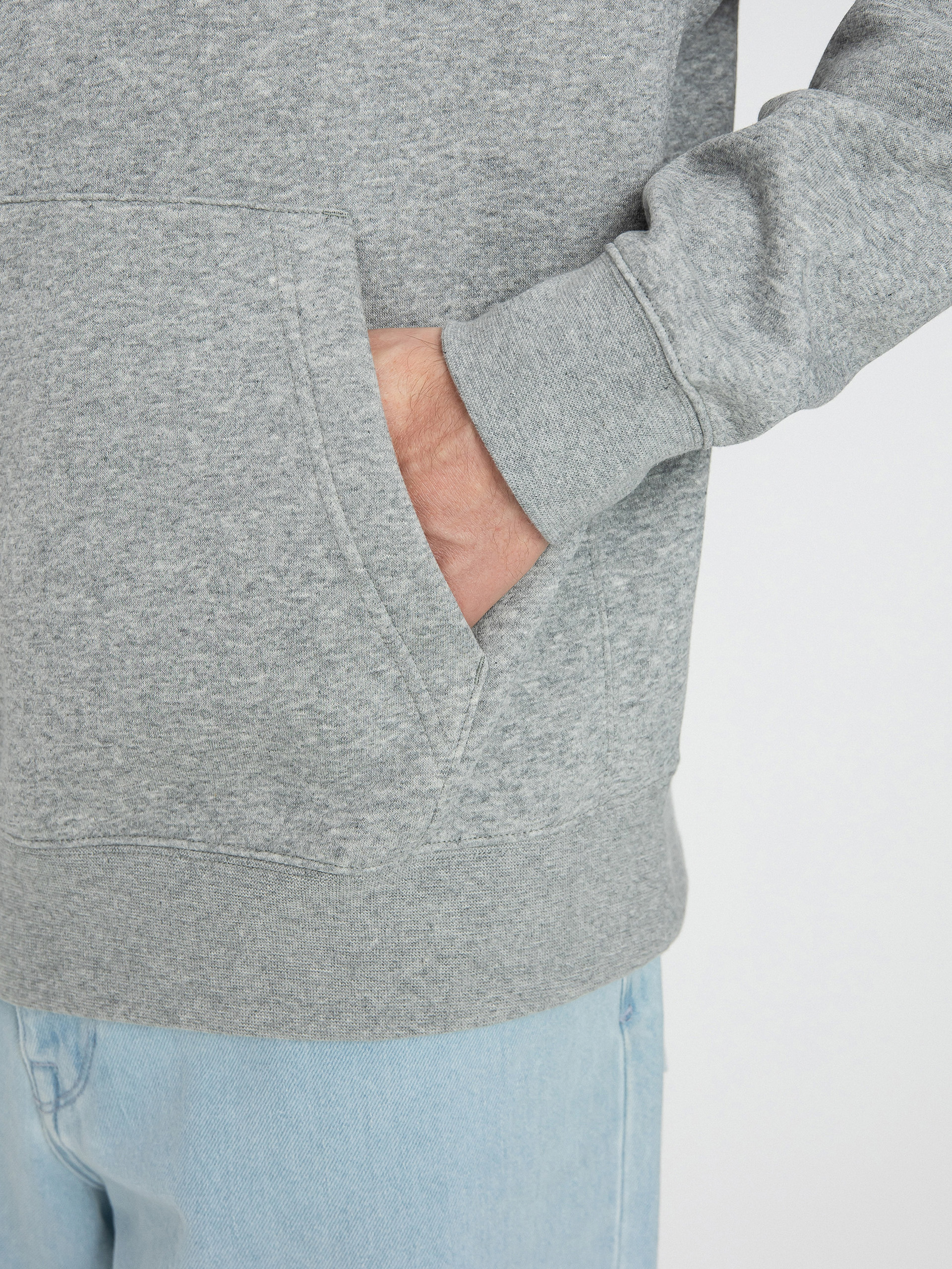 Mikina s kapucňou Nike Club Hoodie Po Bb HD (dk grey heather/matte silver/white)