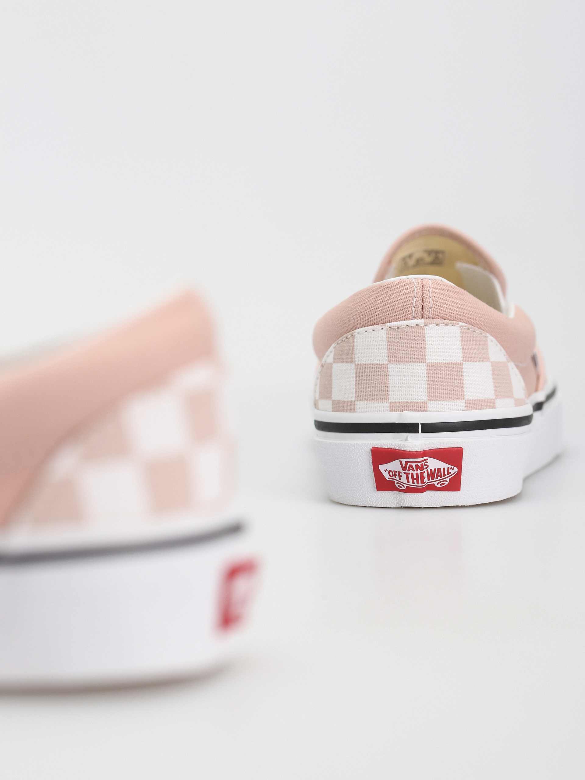 Topánky Vans Classic Slip On (color theory checkerboard rose smoke)