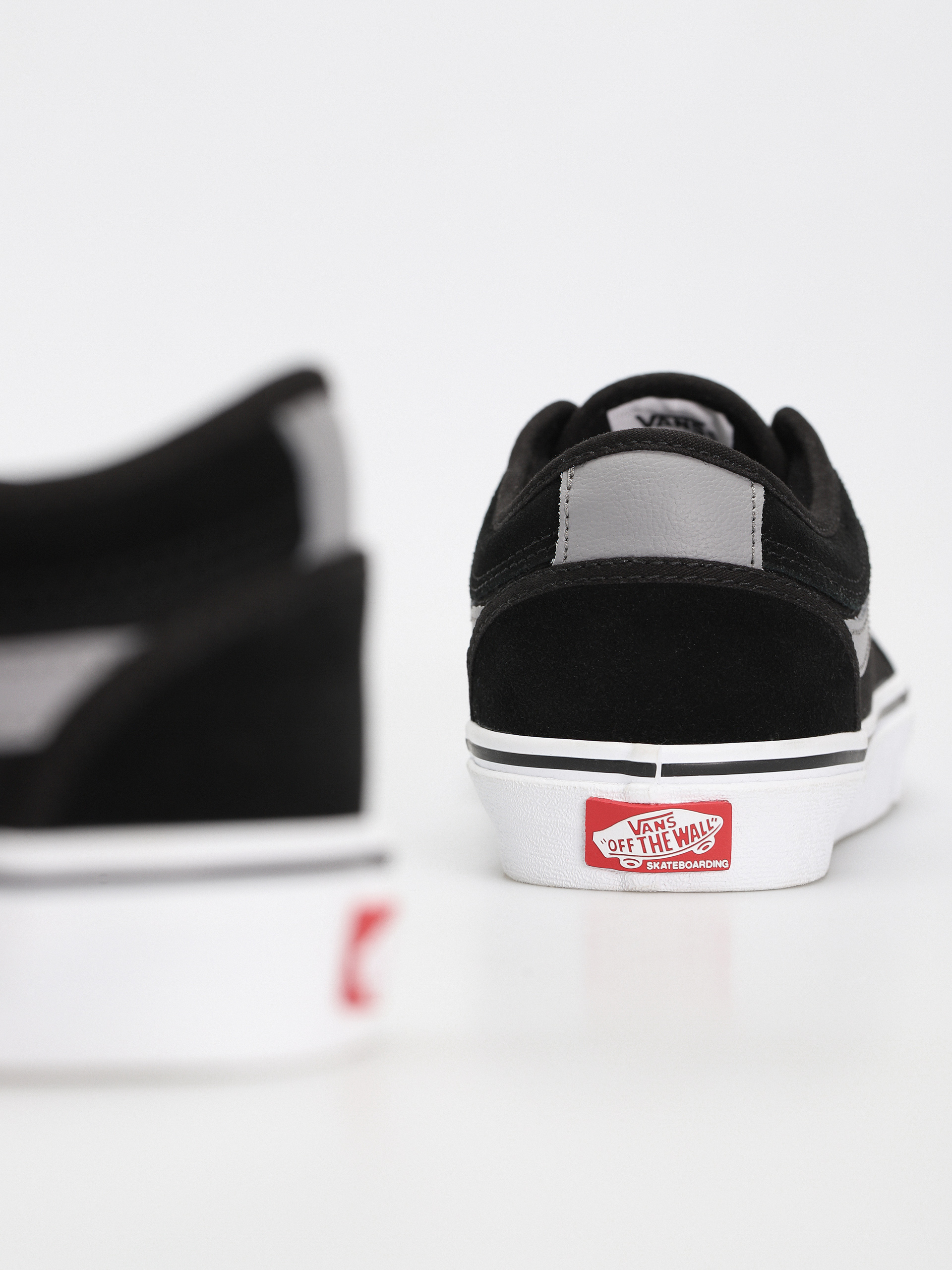 Topánky Vans Chukka Low Sidestripe (black/gray/white)