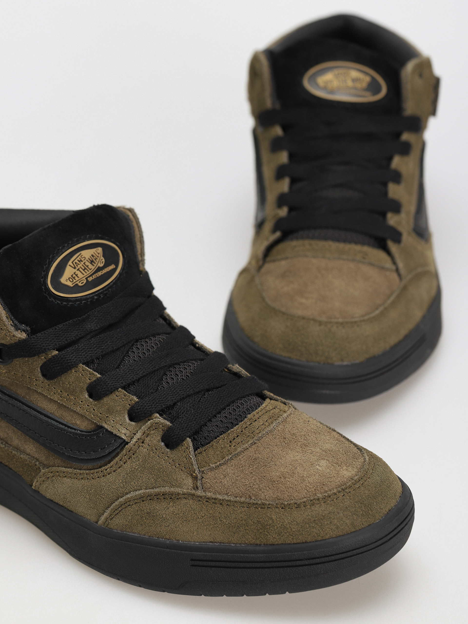 Topánky Vans Zahba Mid (beatrice domond dark olive)