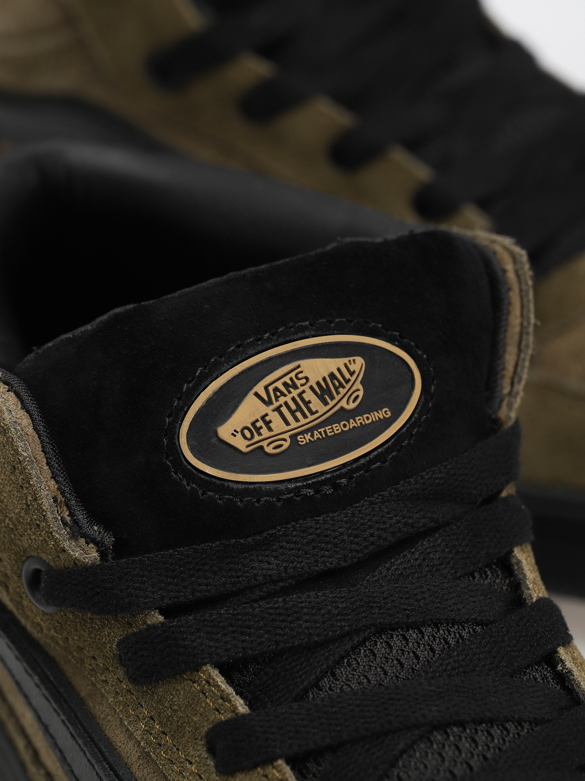 Topánky Vans Zahba Mid (beatrice domond dark olive)