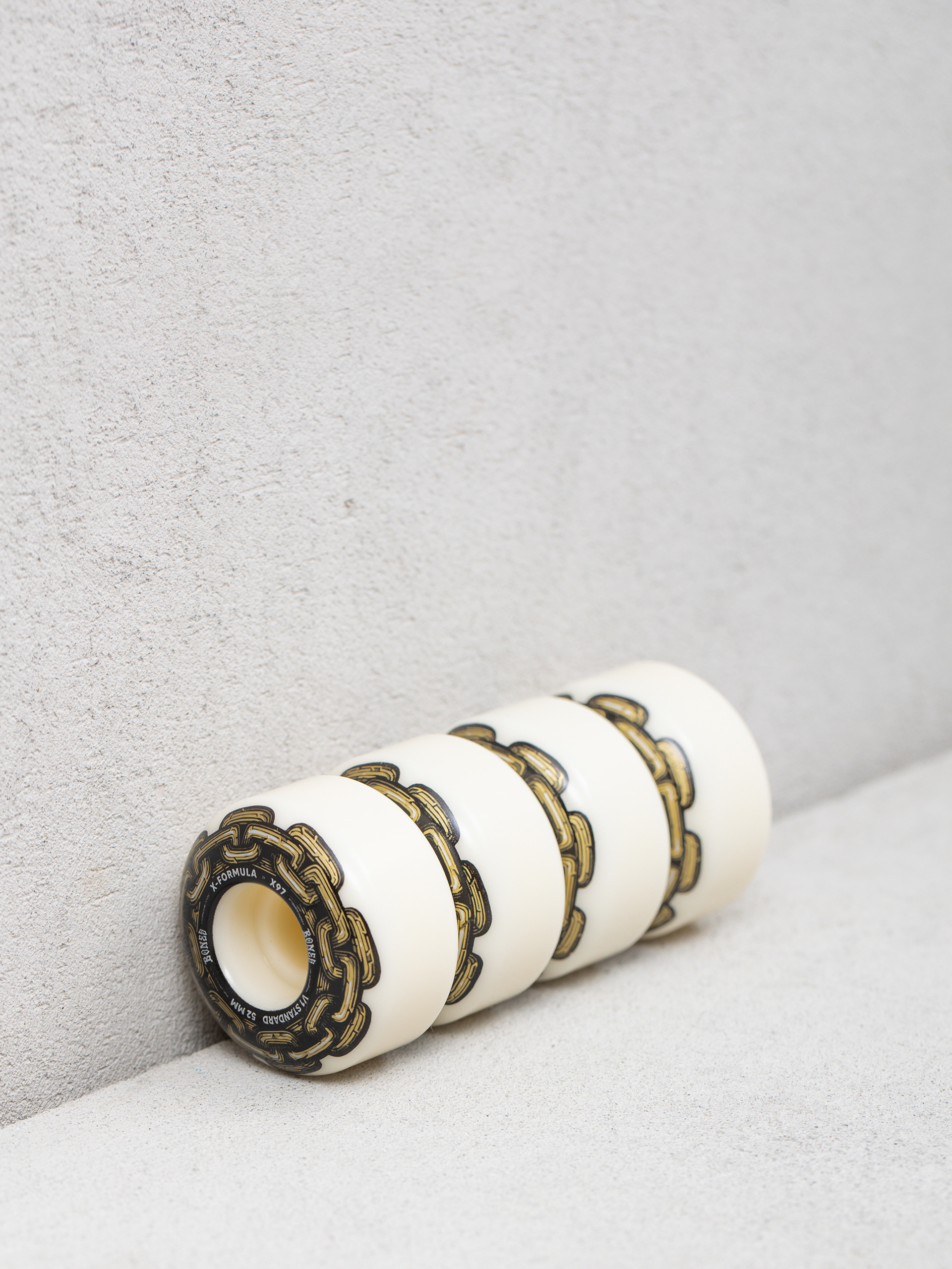 Kolieska Bones X Formula V1 Standard 97A (white/black)