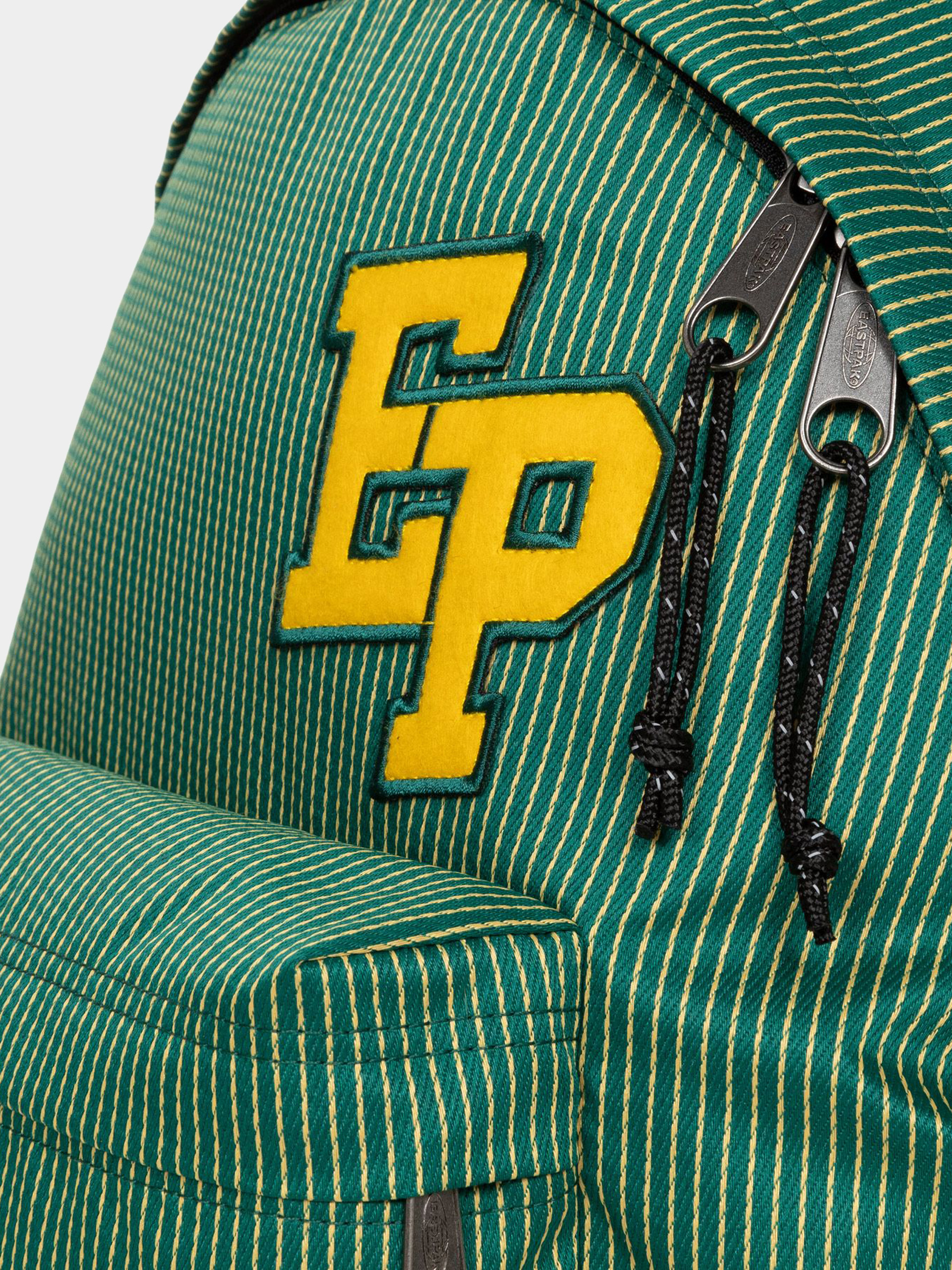 Batoh Eastpak Base Padded Pak R (base ep green)