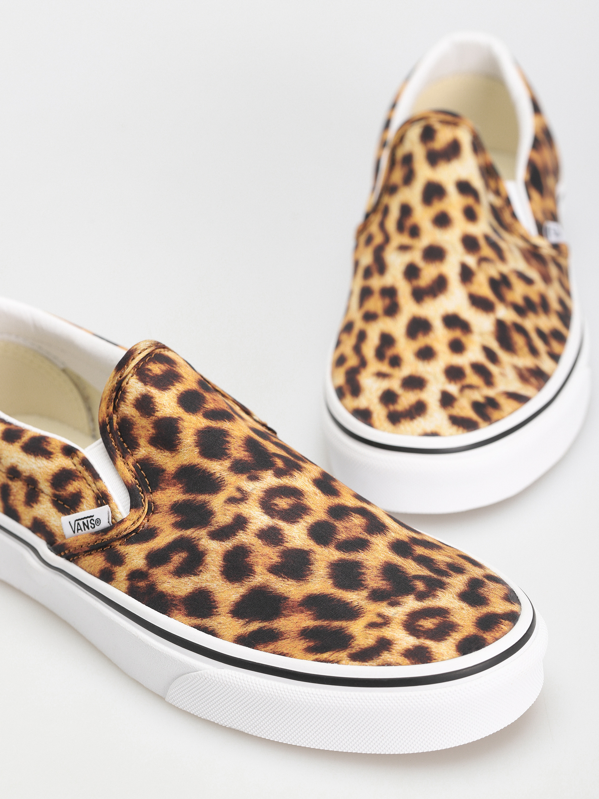 Topánky Vans Classic Slip On (leopard black/true white)
