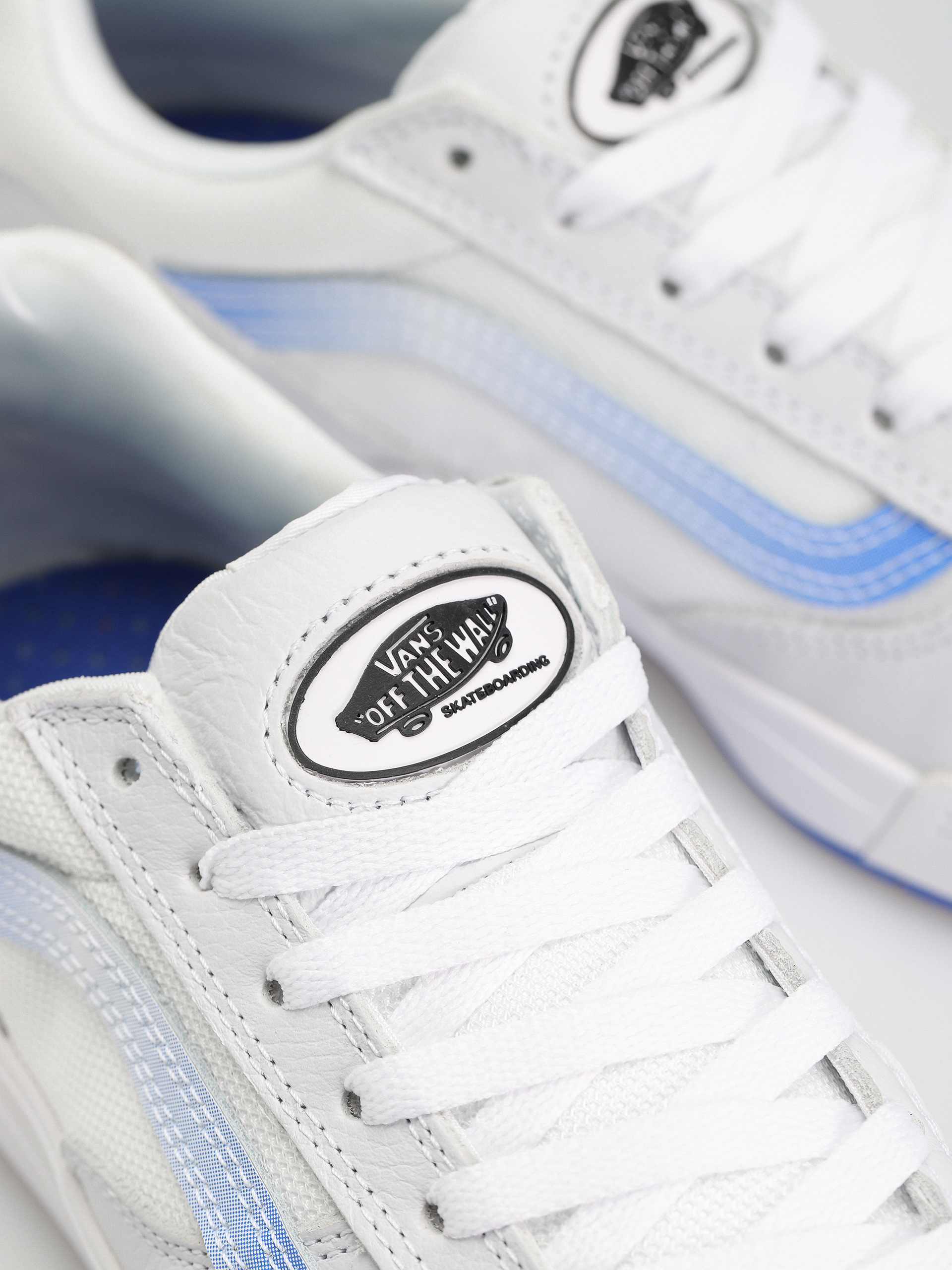 Topánky Vans Zahba (leather classic white/navy)