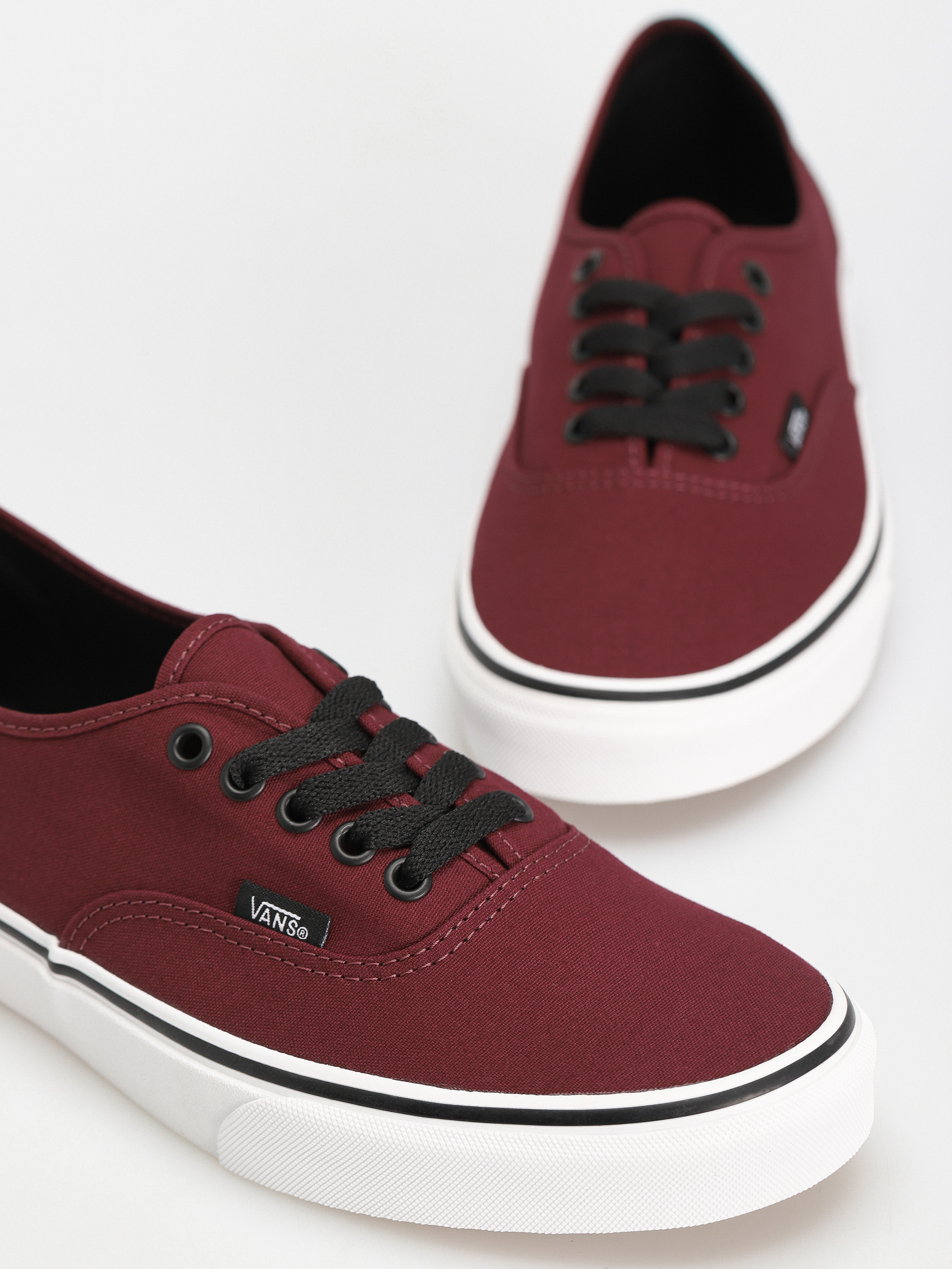 Topánky Vans Authentic (port royal/black)