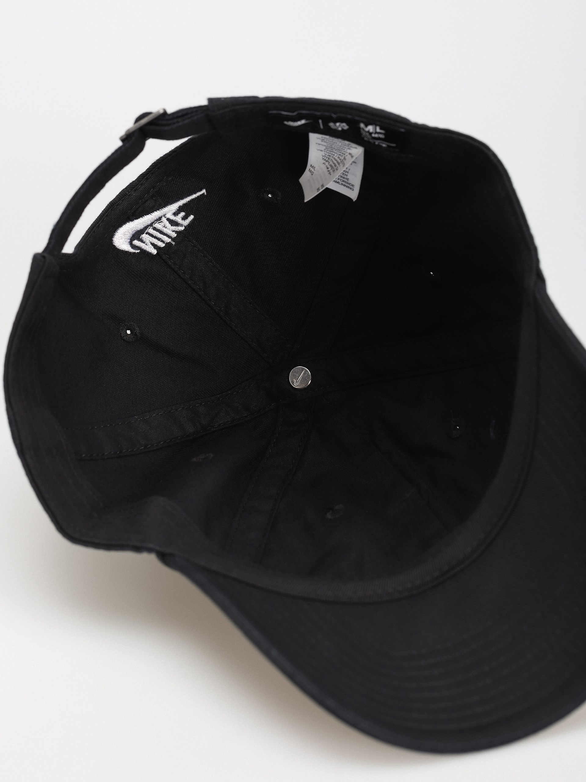 Šiltovka Nike SB Club (black/white)
