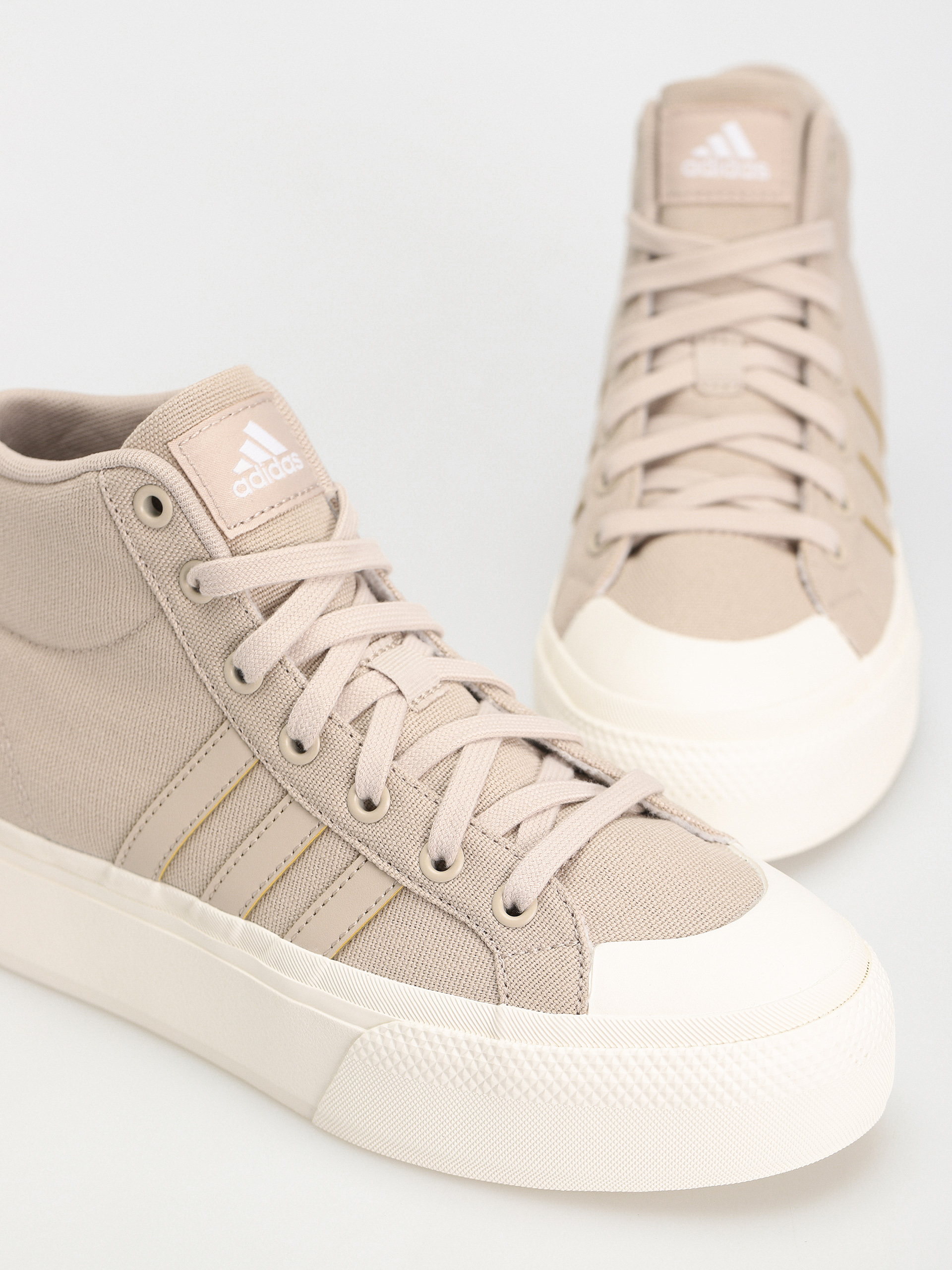 Topánky adidas Originals Bravada 2.0 Mid Platform Wmn (wonbei/wonbei/owhite)