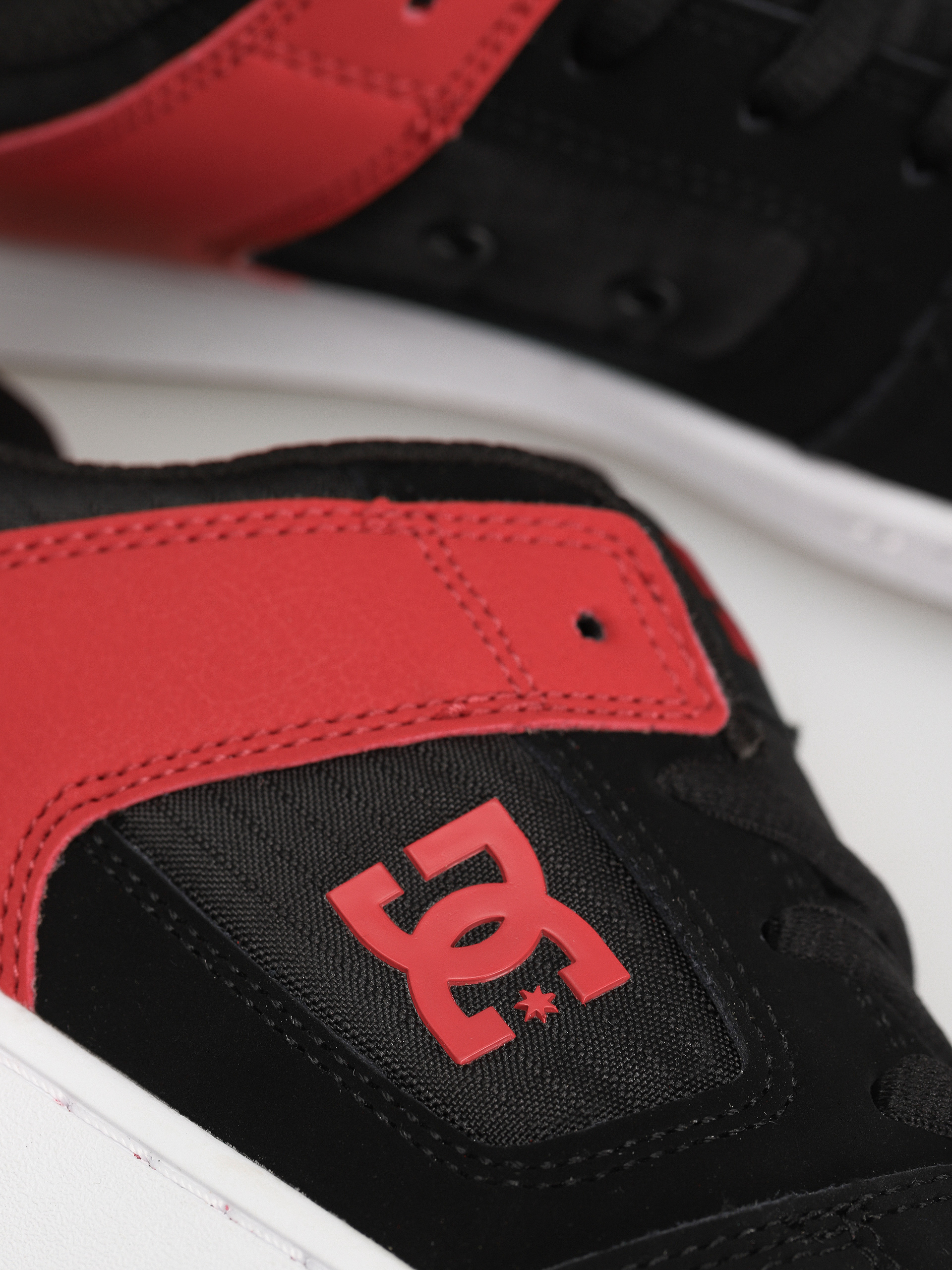 Topánky DC Manteca 4 (black/athletic red)