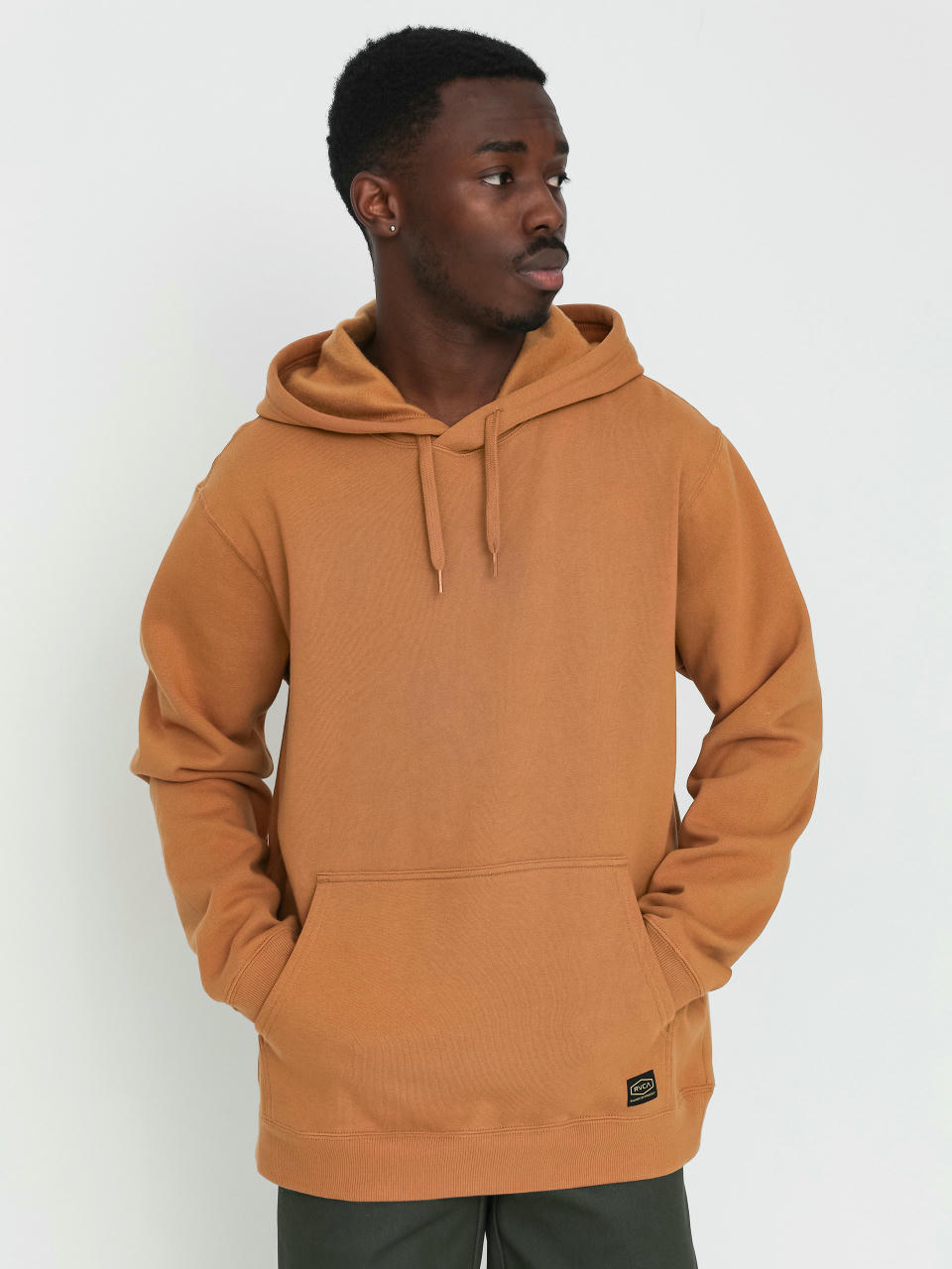 Mikina s kapucňou RVCA Americana HD (dk choco/metallic gold)