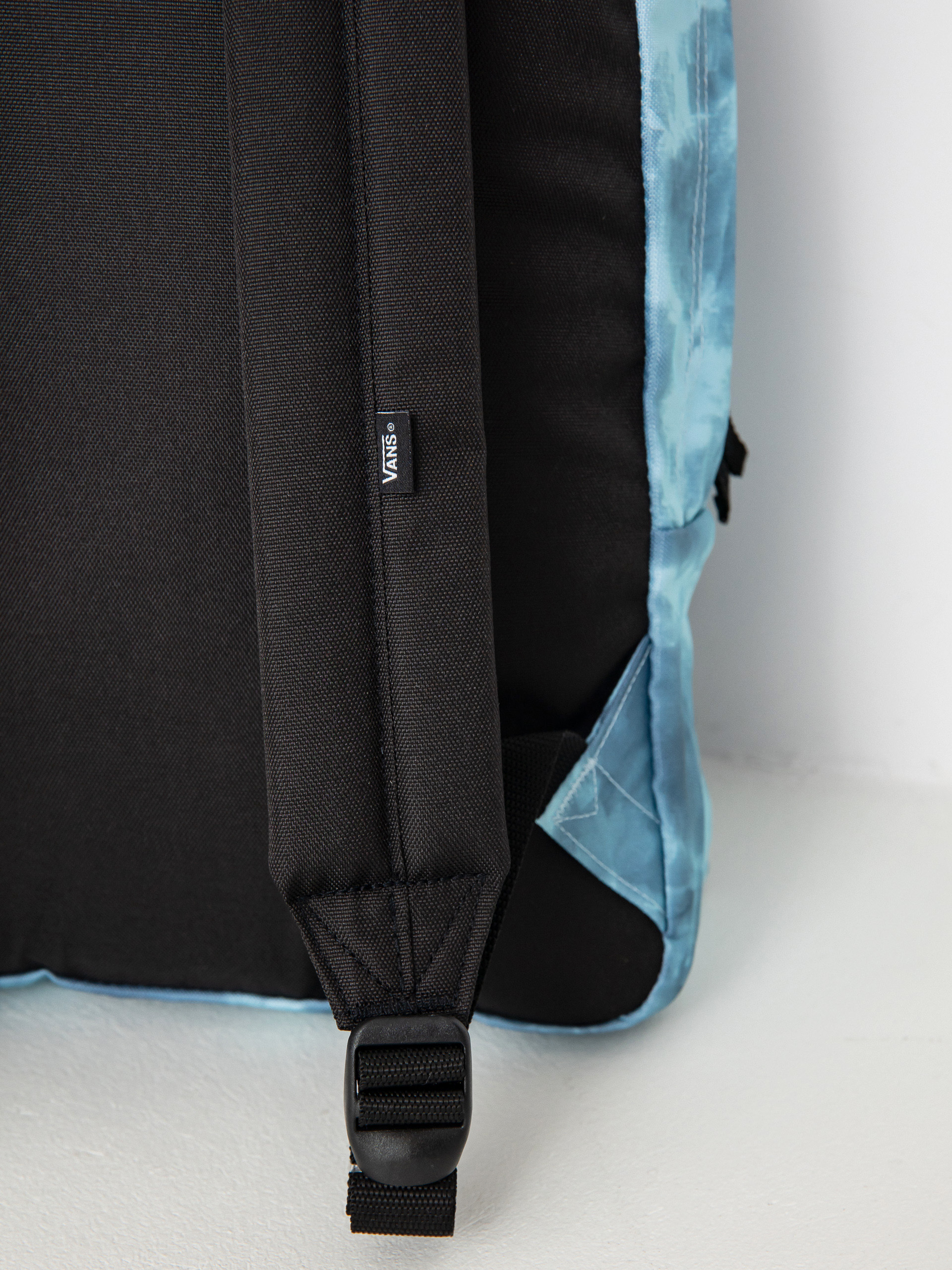 Batoh Vans Realm Wmn (bluestone/black)