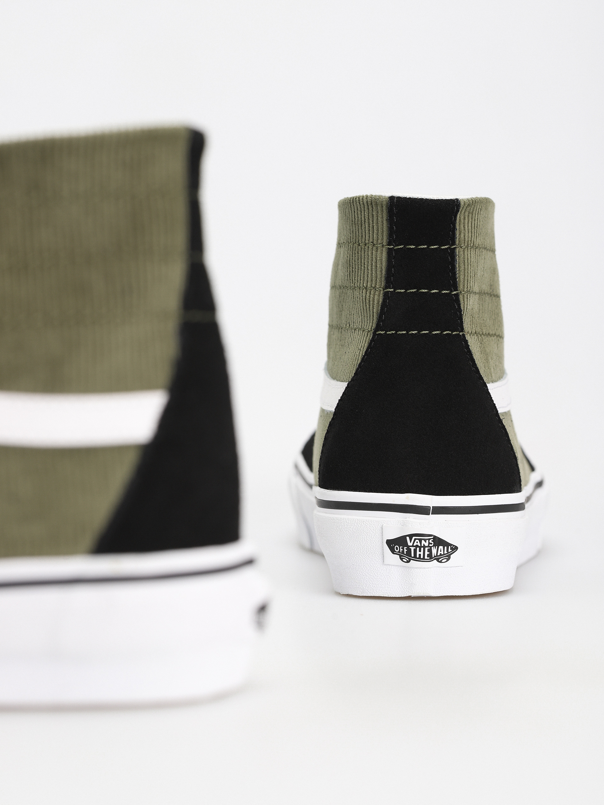 Topánky Vans Sk8 Hi Tapered (mini cord green)